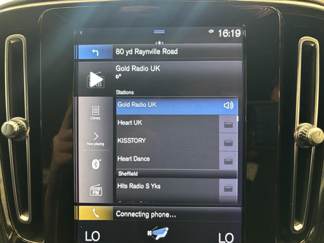 Volvo XC40 view 28