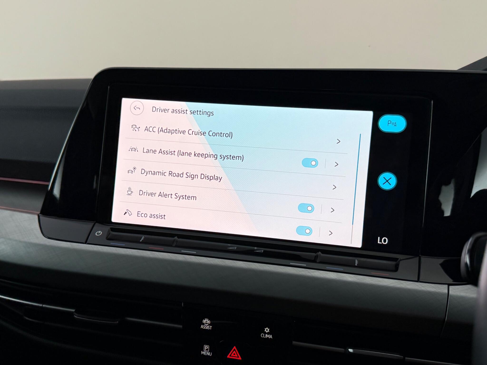 Volkswagen Golf view 25