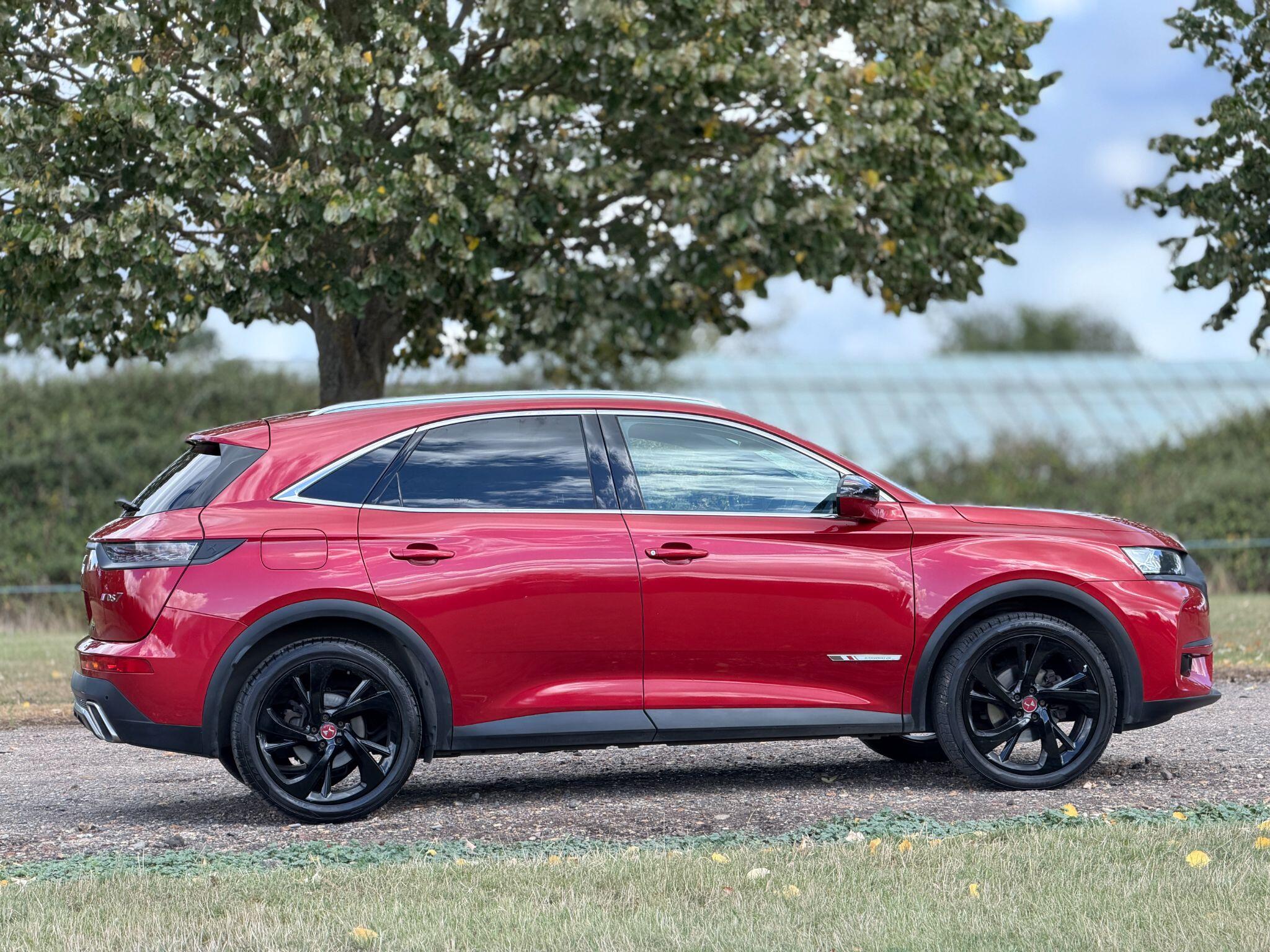 DS Automobiles DS 7 Crossback view 3
