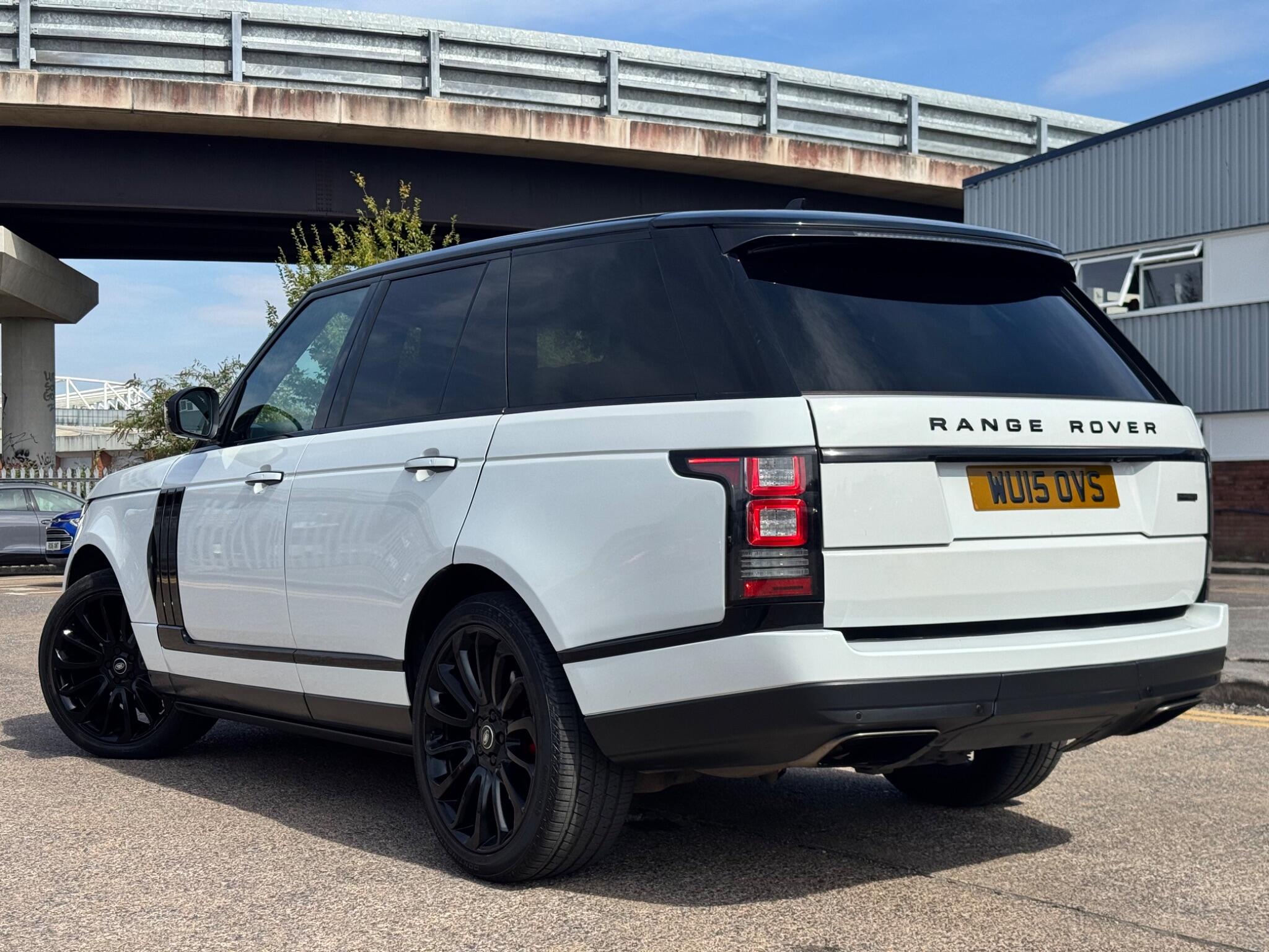 Land Rover Range Rover view 7