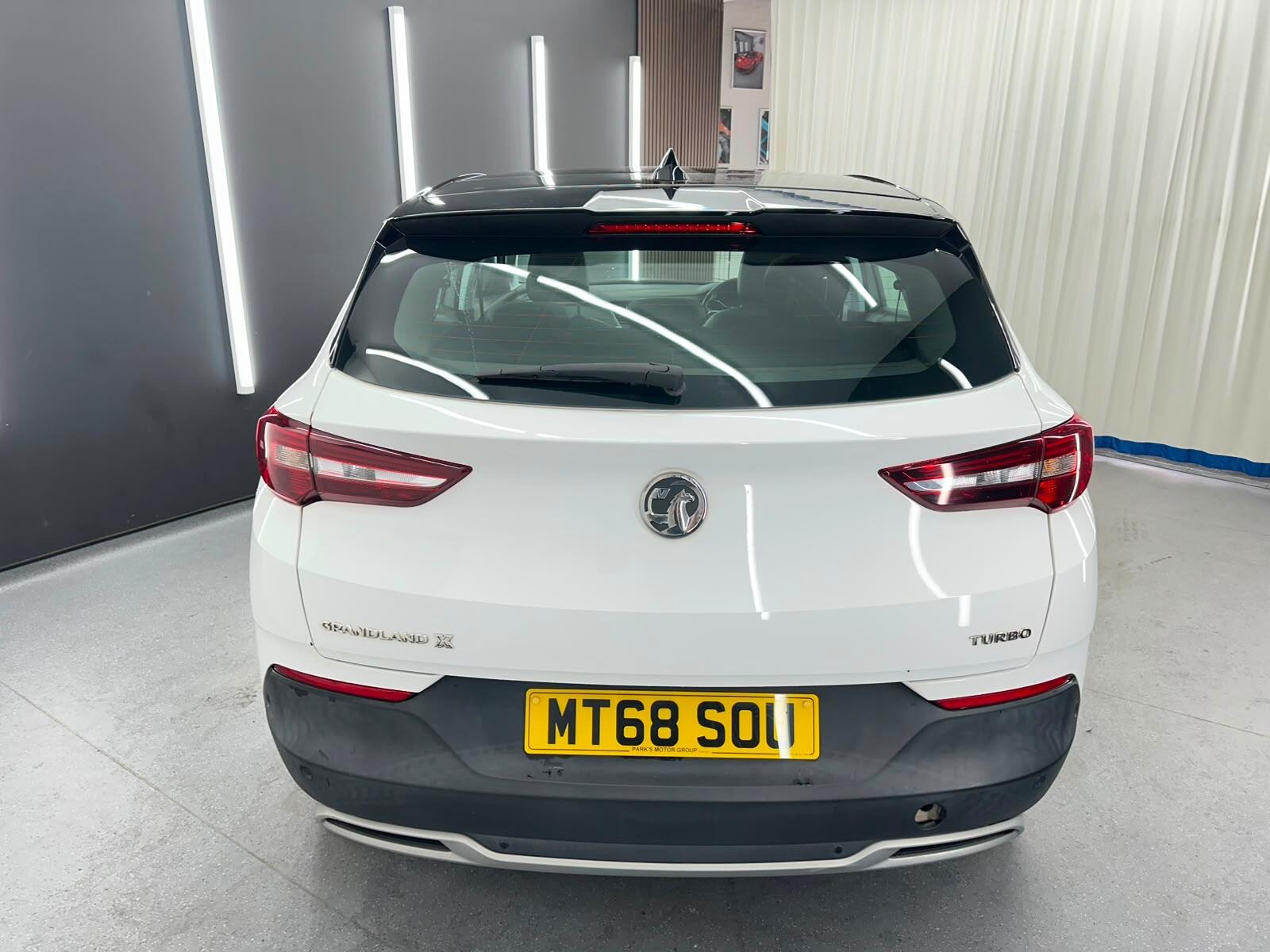 Vauxhall Grandland X view 8