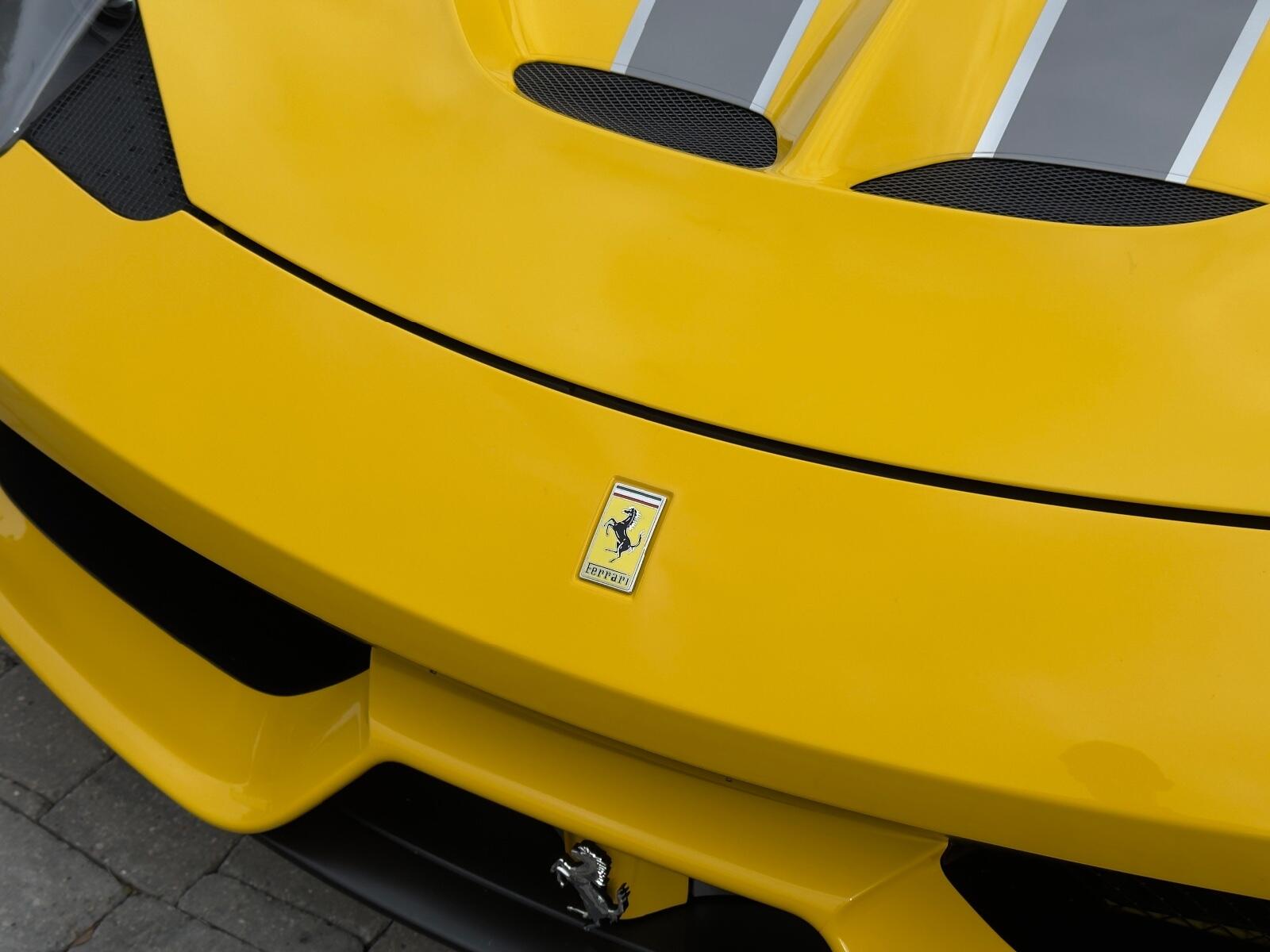 Ferrari 458 view 7