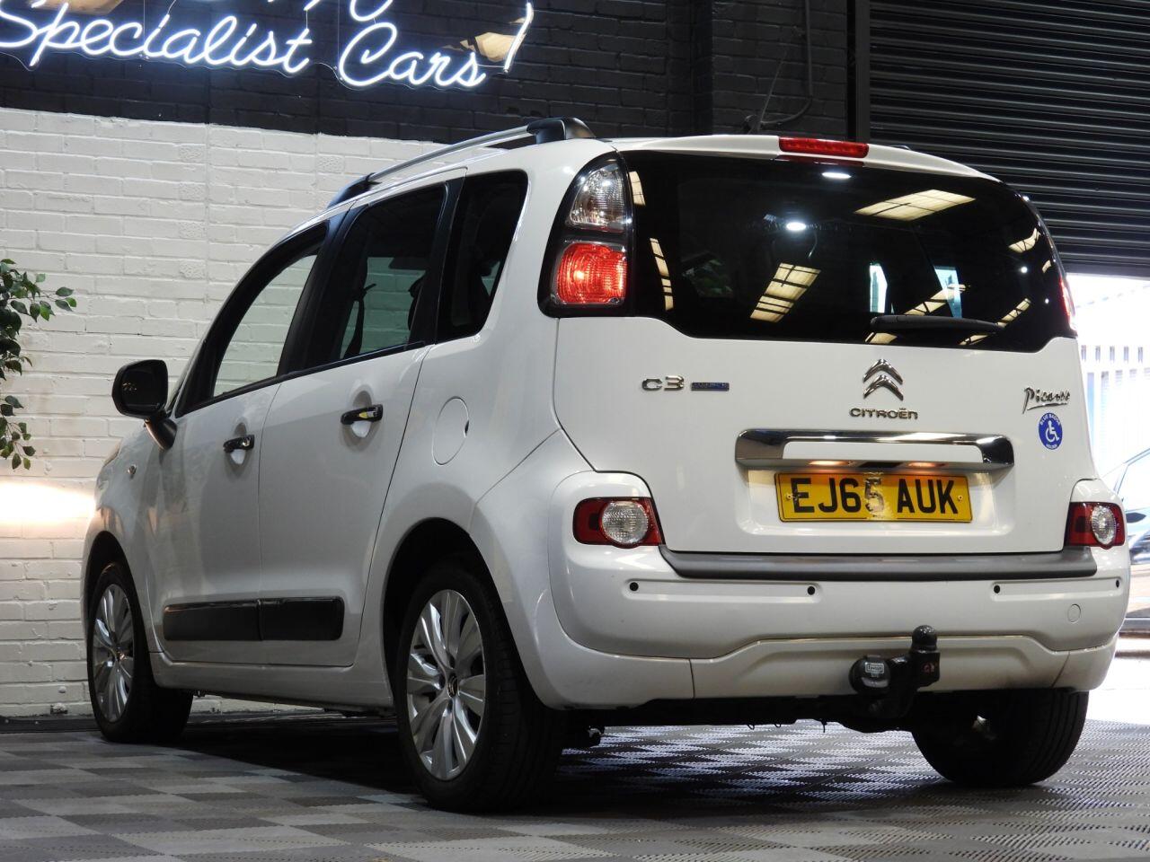 Citroen C3 Picasso view 6
