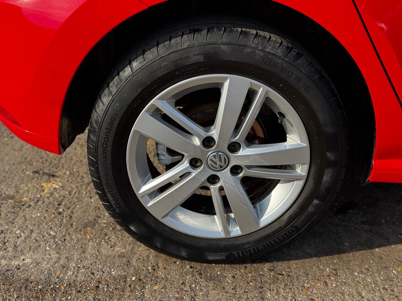 Volkswagen Polo view 15