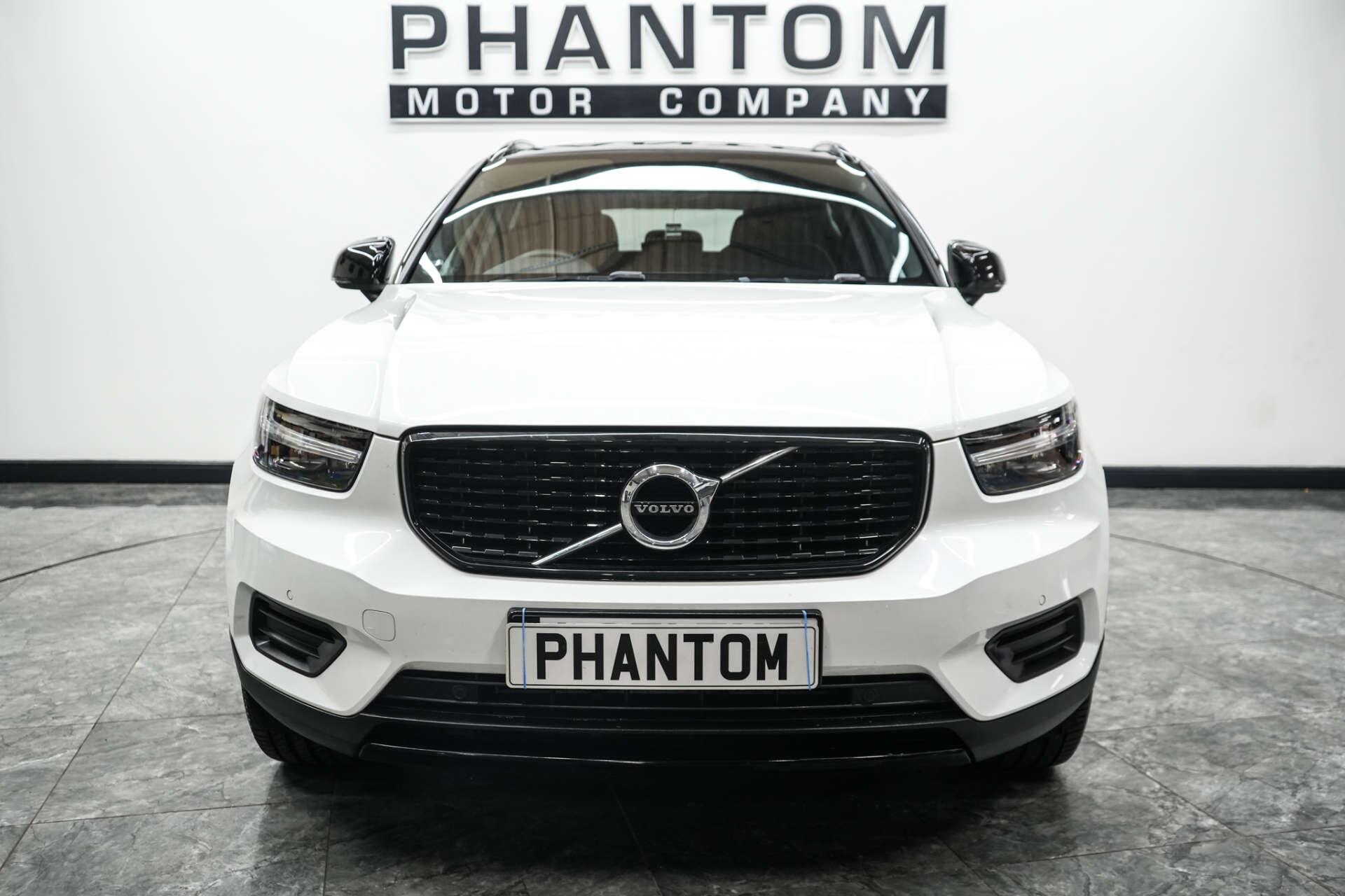 Volvo XC40 view 5