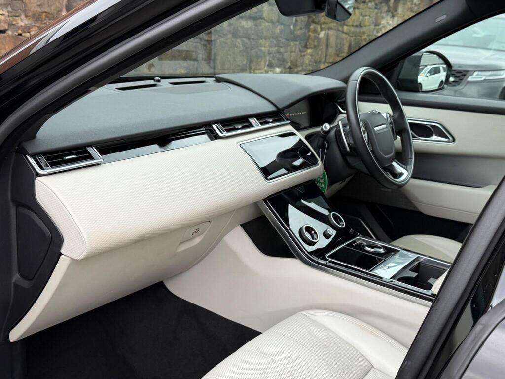 Land Rover Range Rover Velar view 15