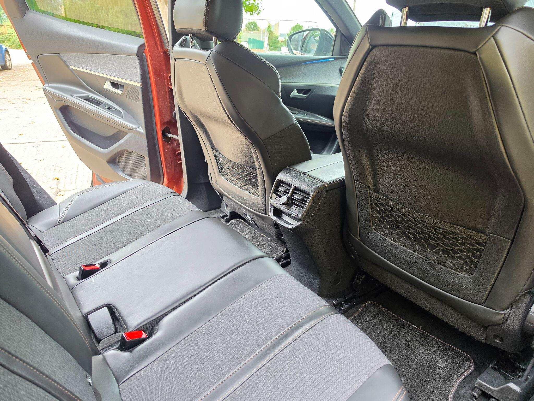 Peugeot 3008 view 19