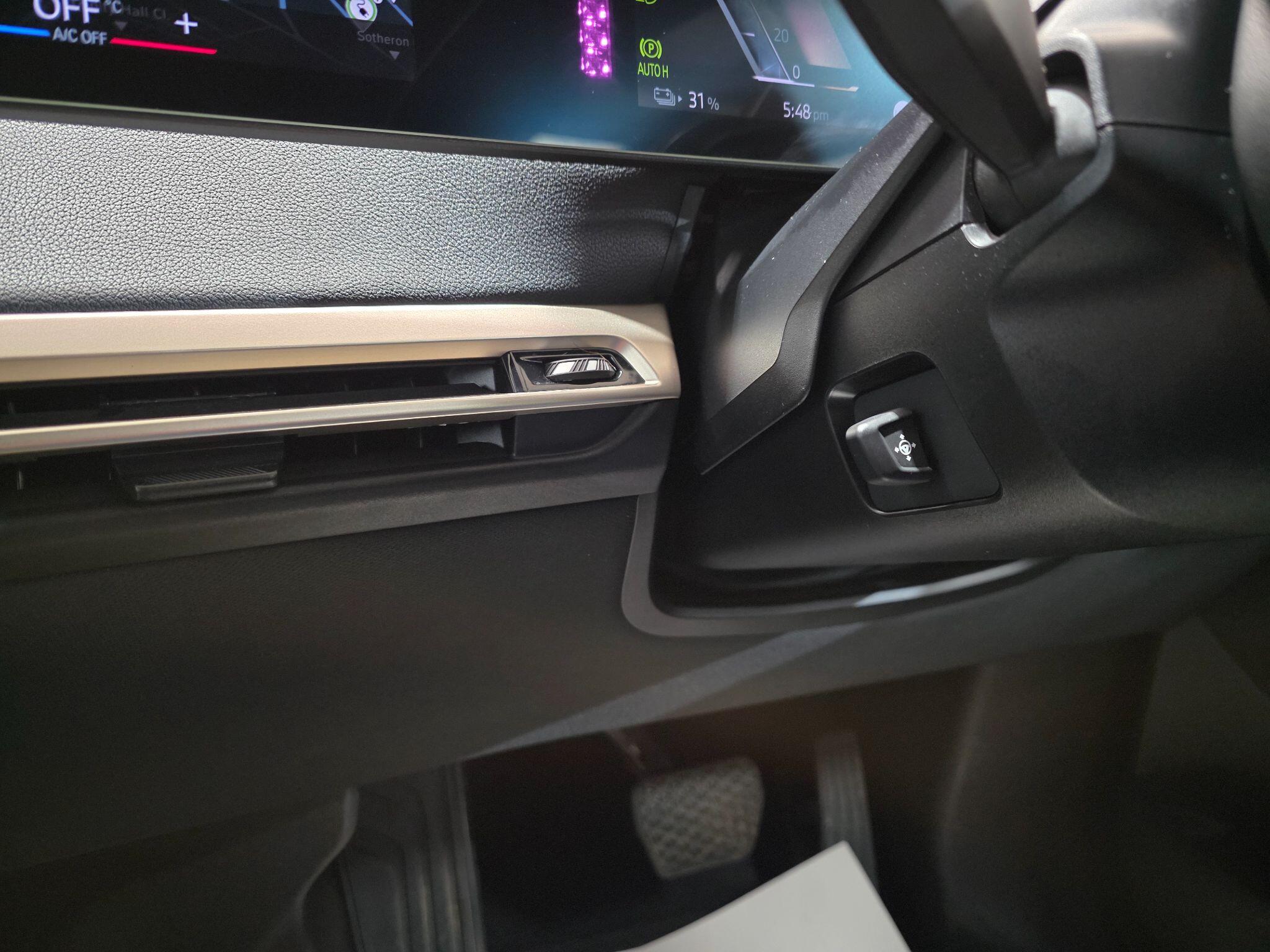 BMW Ix view 26