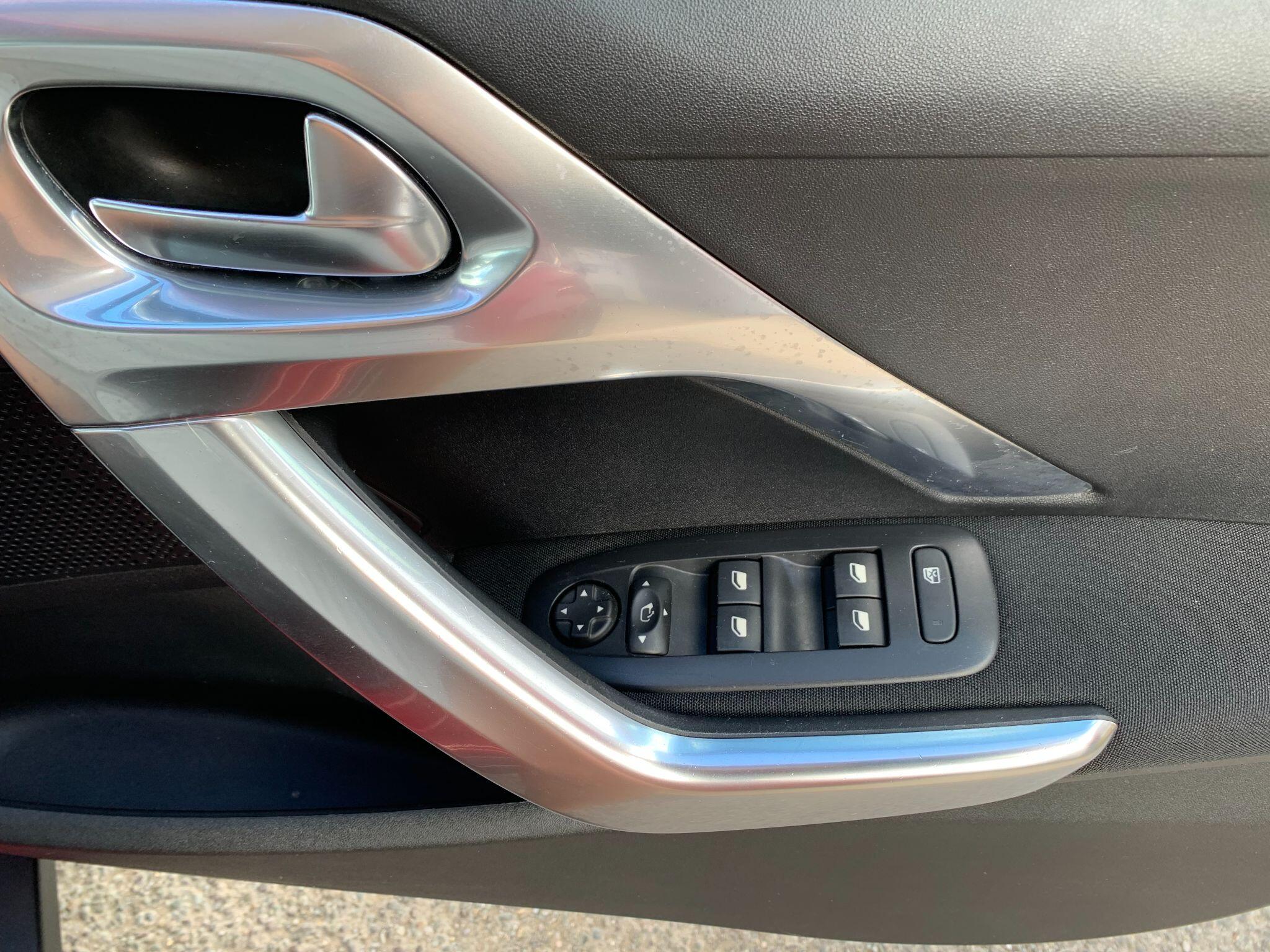 Peugeot 2008 view 41