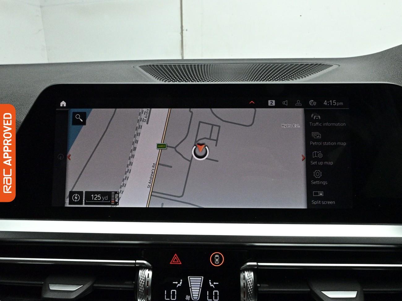 BMW 3 Series view 3