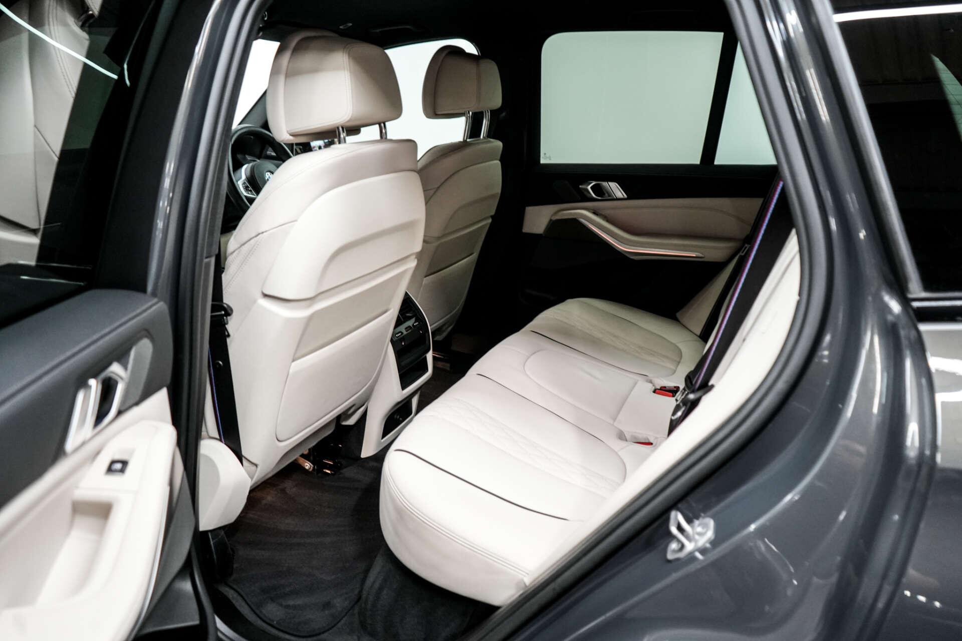 BMW X5 view 18