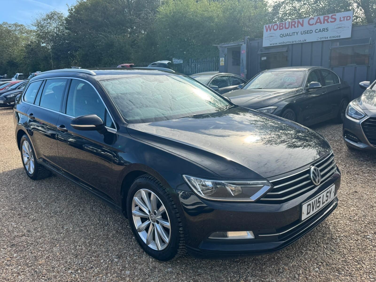 Volkswagen Passat view 5