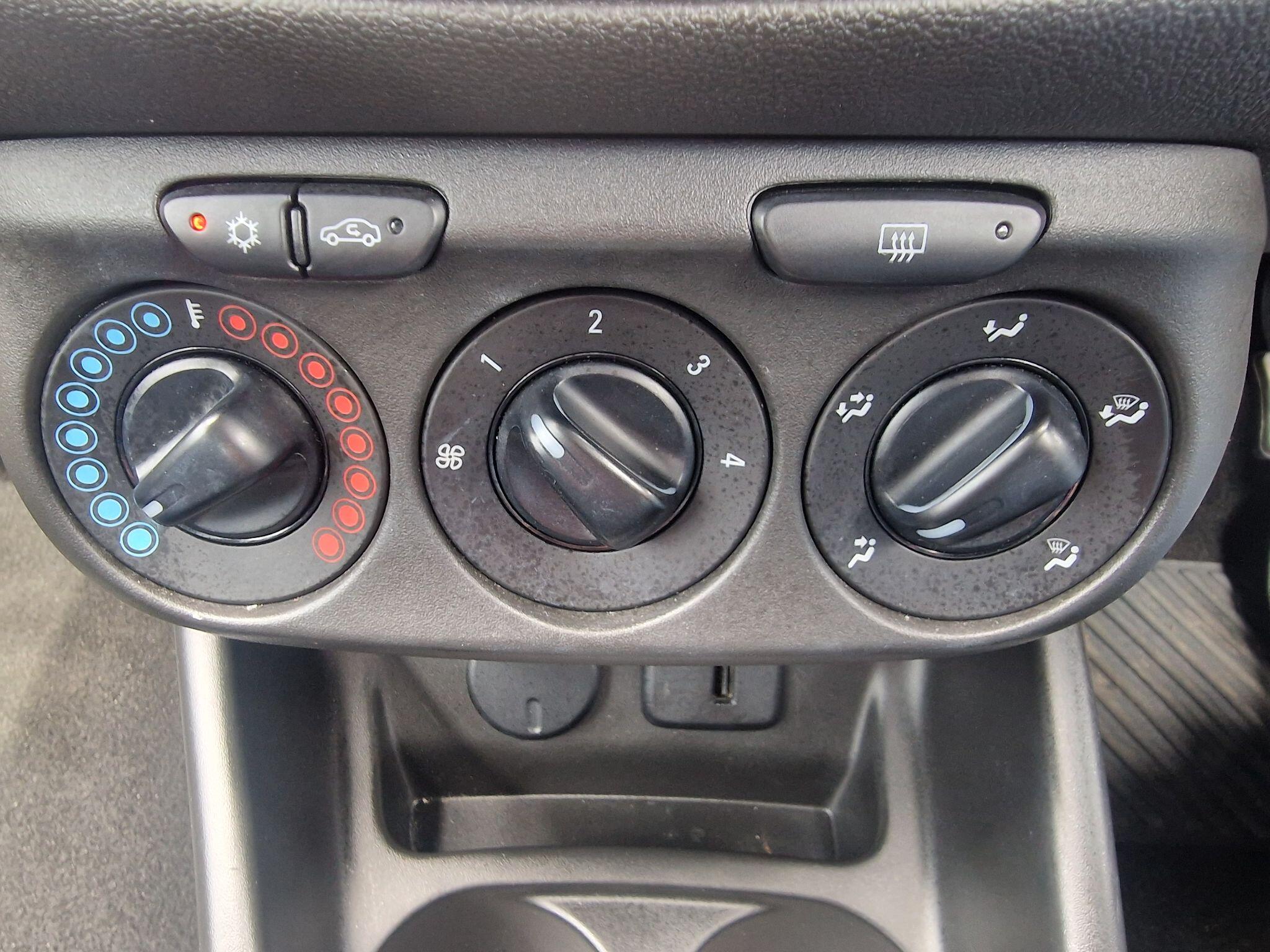 Vauxhall Corsa view 30