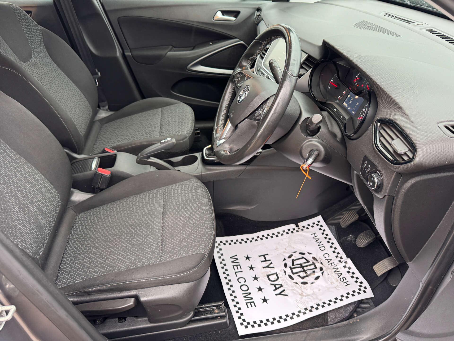 Vauxhall Crossland X view 10