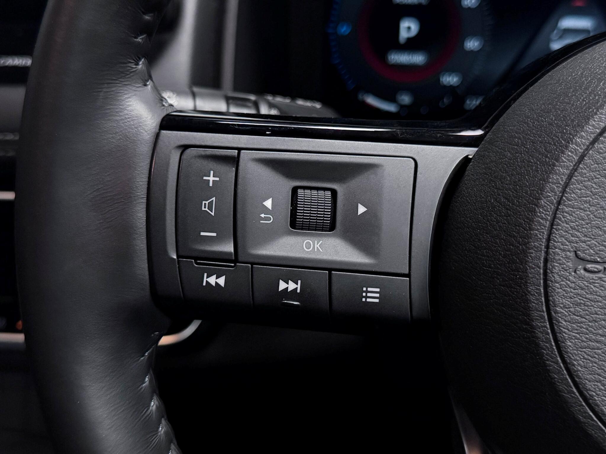 Nissan X-Trail view 36