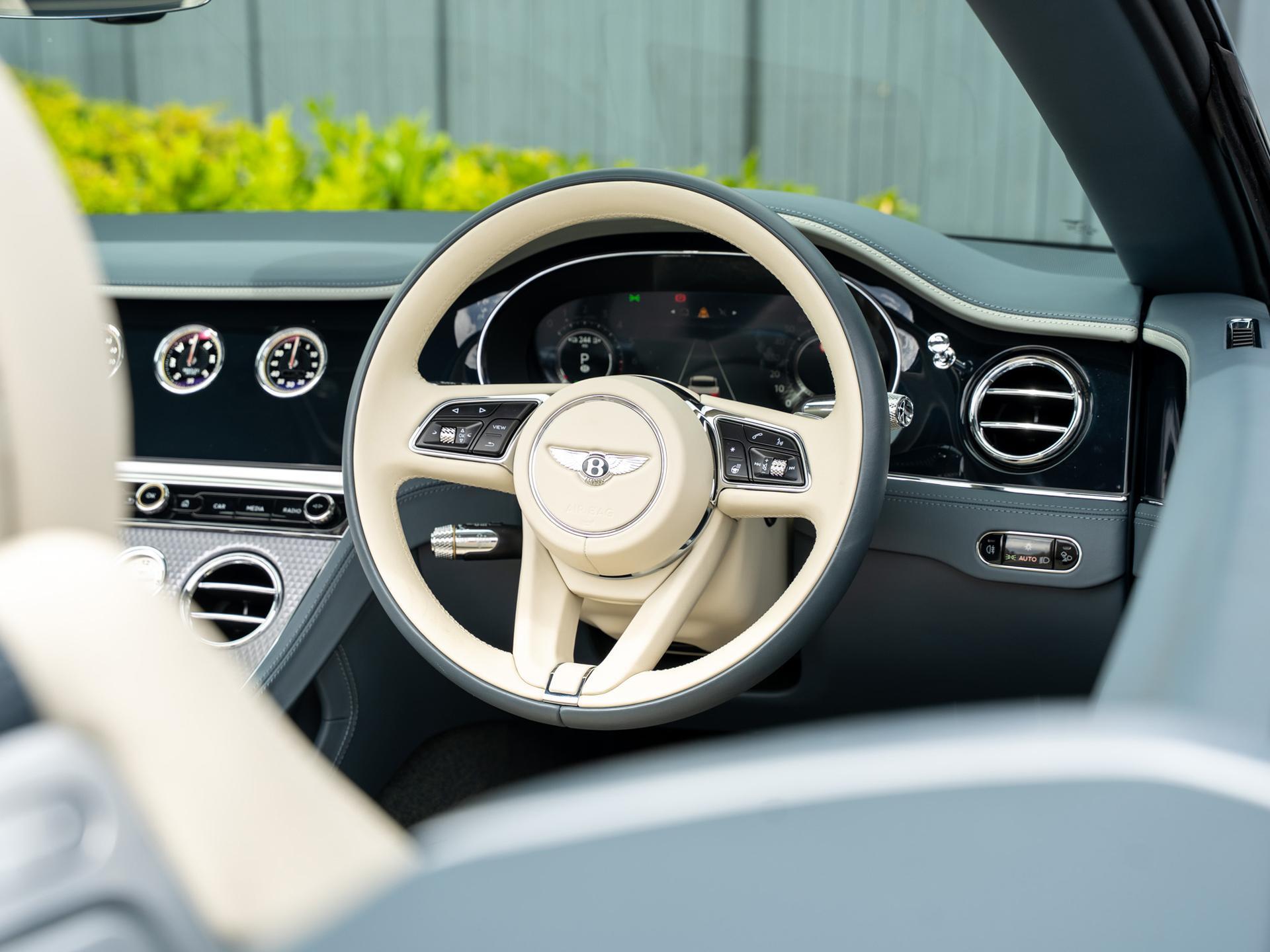 Bentley Continental view 20