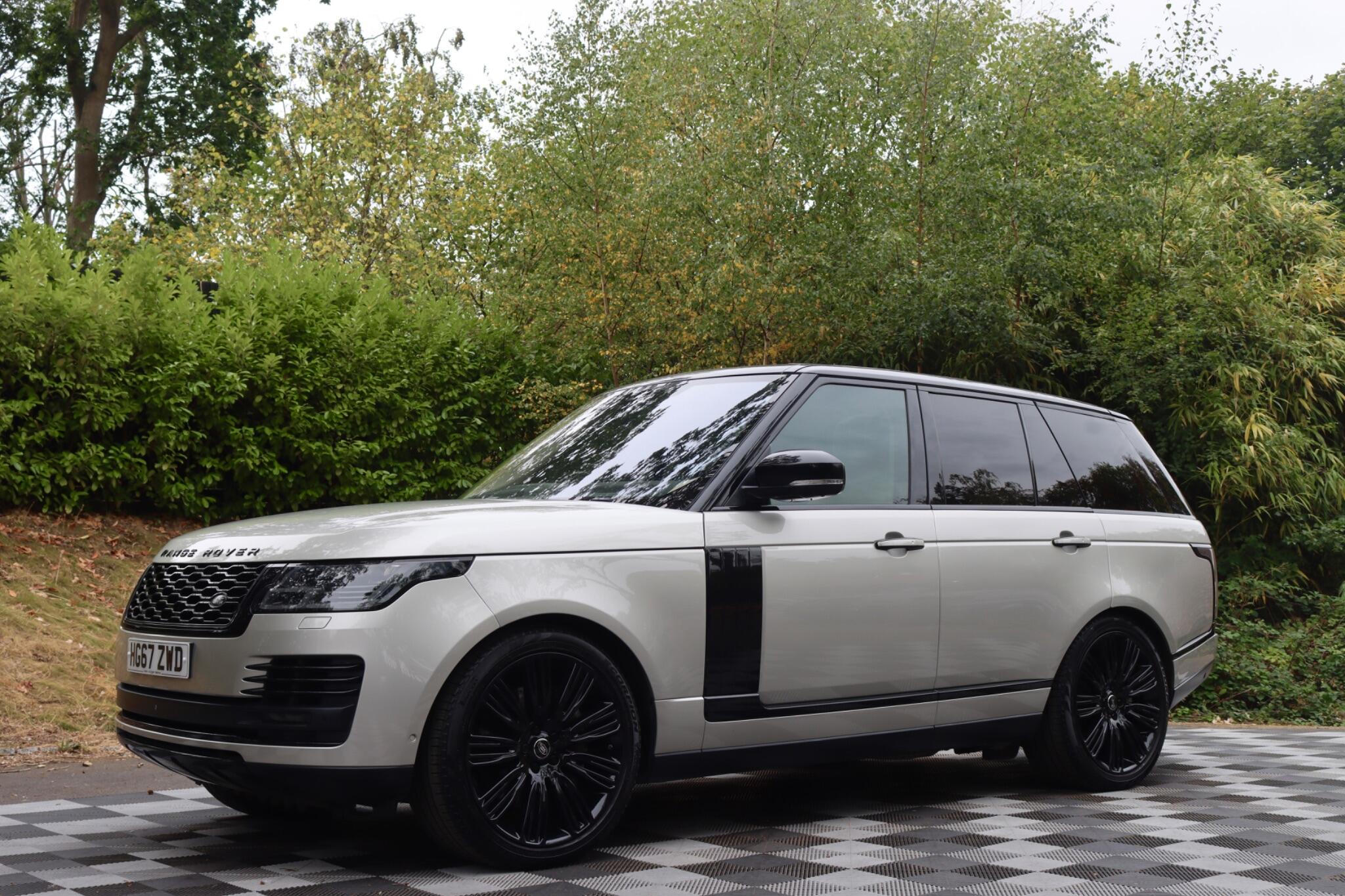 Land Rover Range Rover view 15