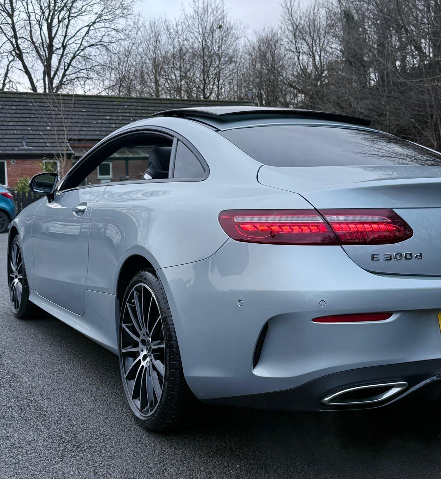 Mercedes-Benz E-Class view 60
