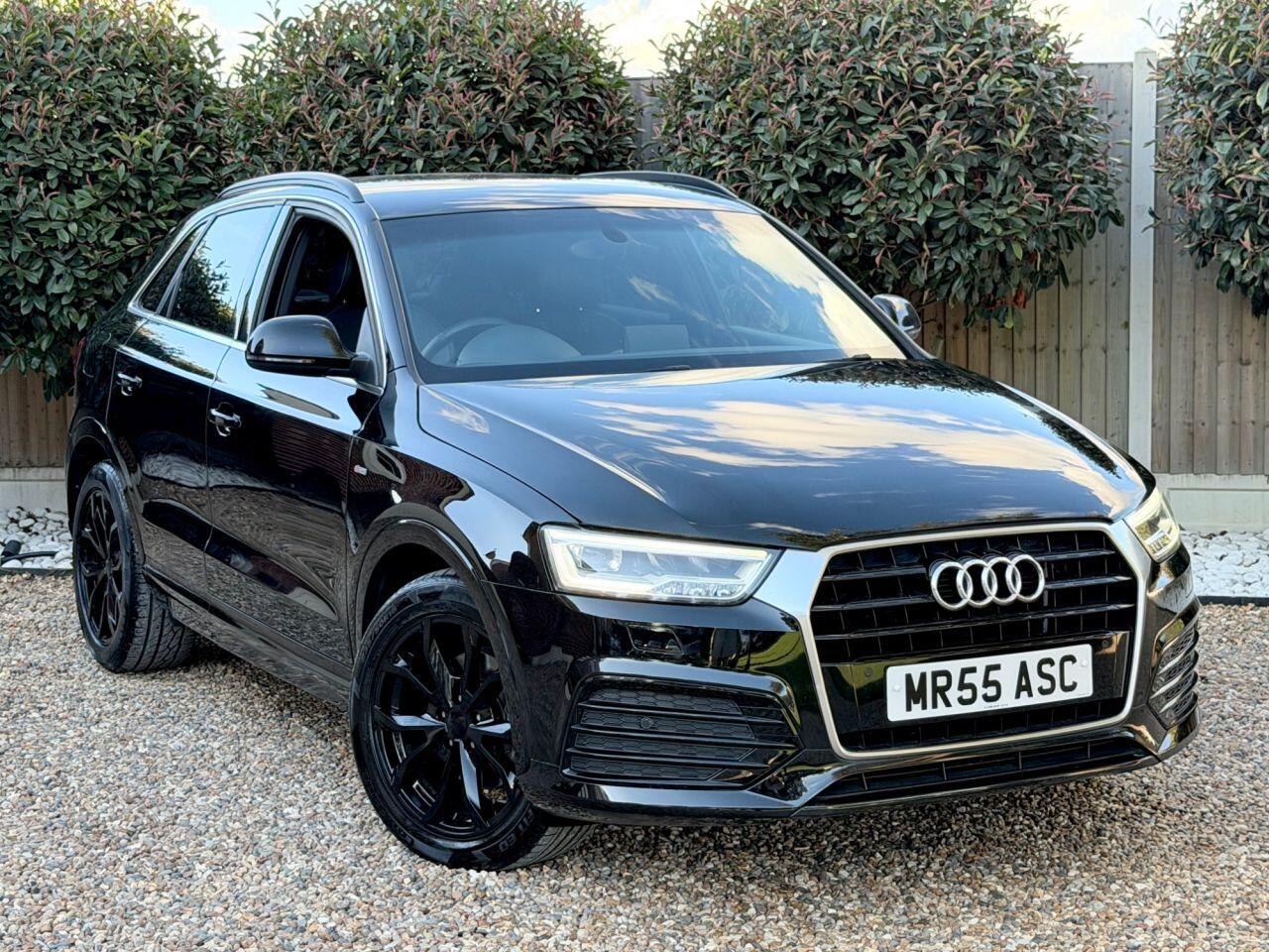 Audi Q3 view 4
