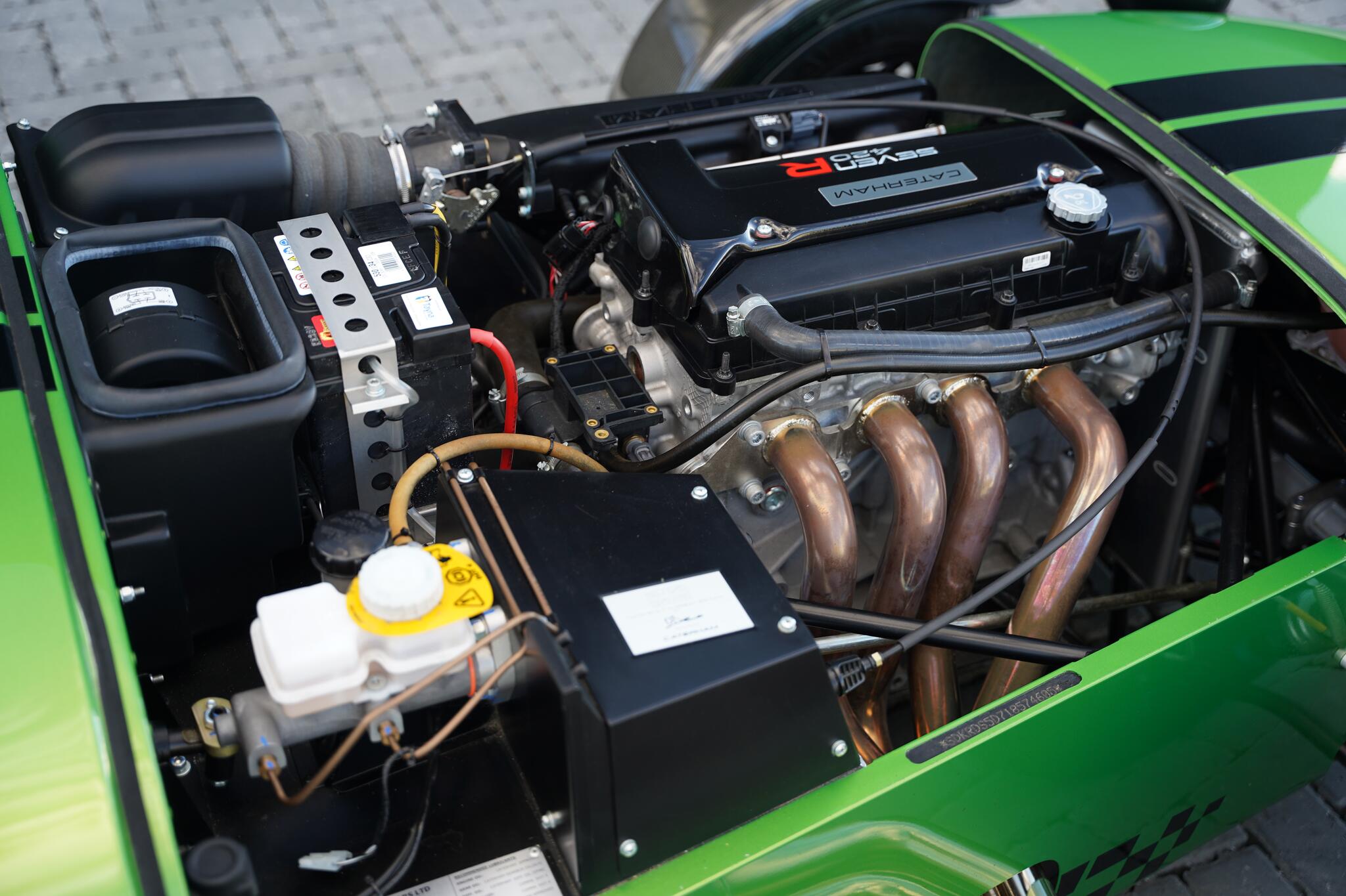 Caterham Seven view 75