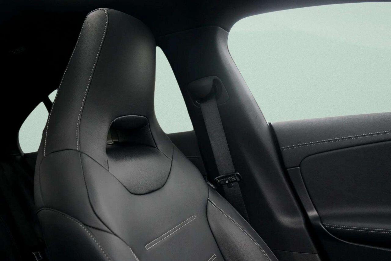 Mercedes-Benz Cla view 17