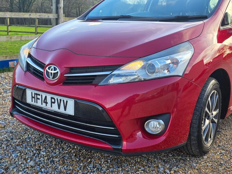 2014 Toyota Verso image 12