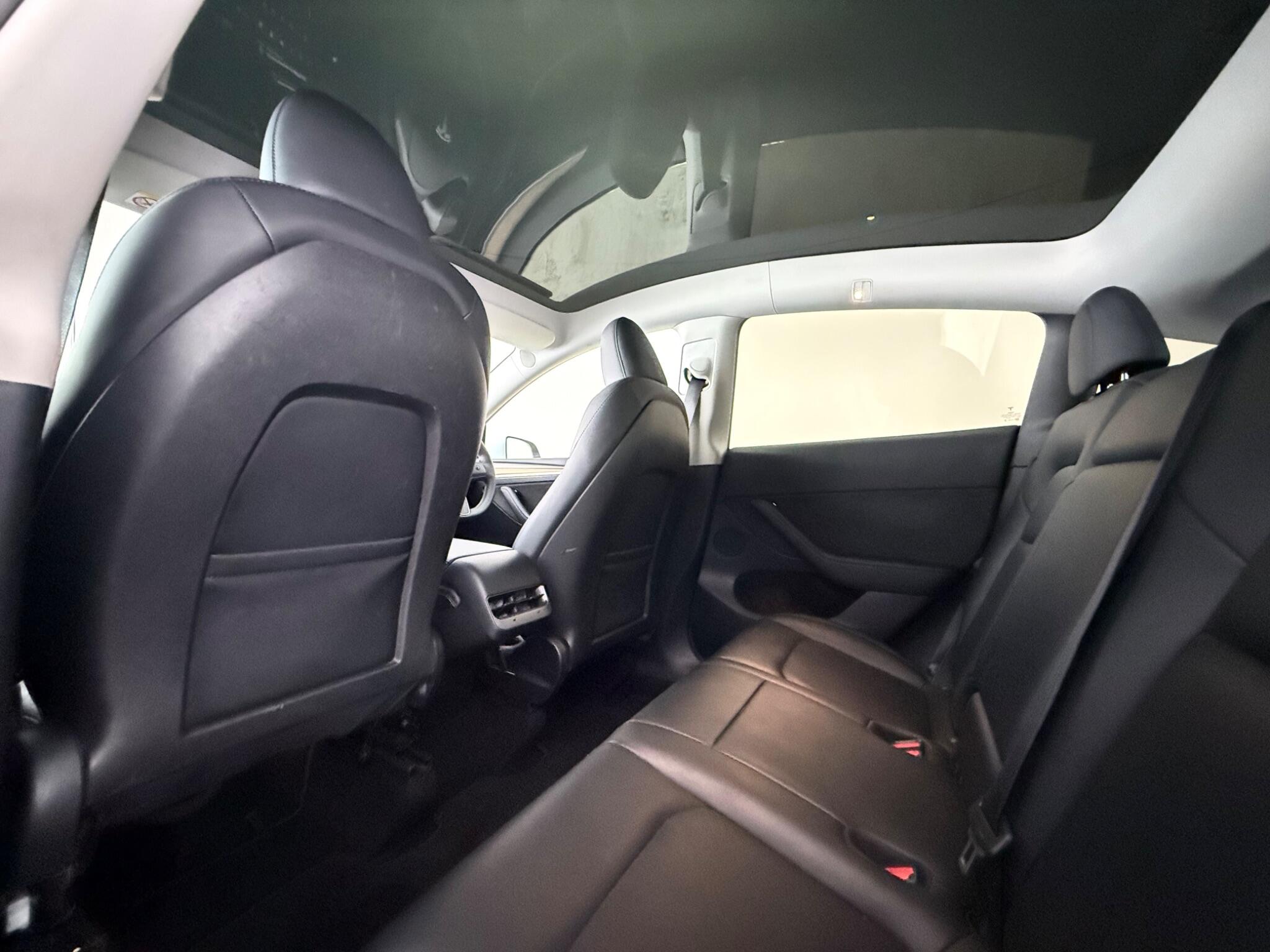 Tesla Model Y view 28
