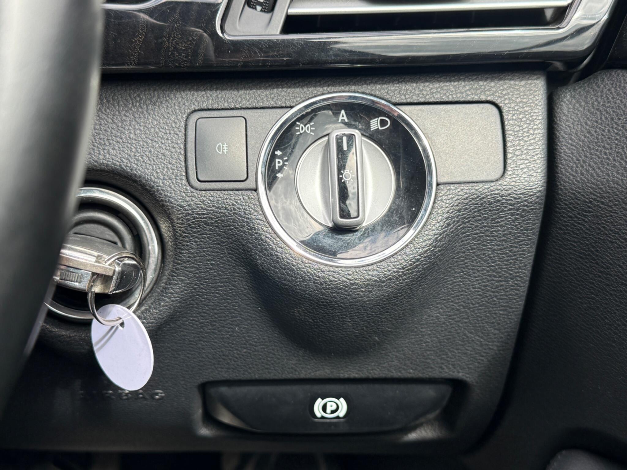 Mercedes-Benz E Class - Image 70