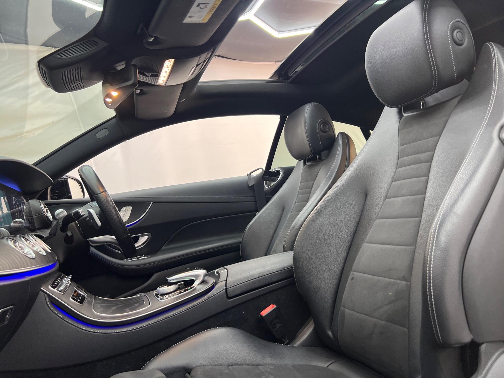Mercedes-Benz E-Class view 52