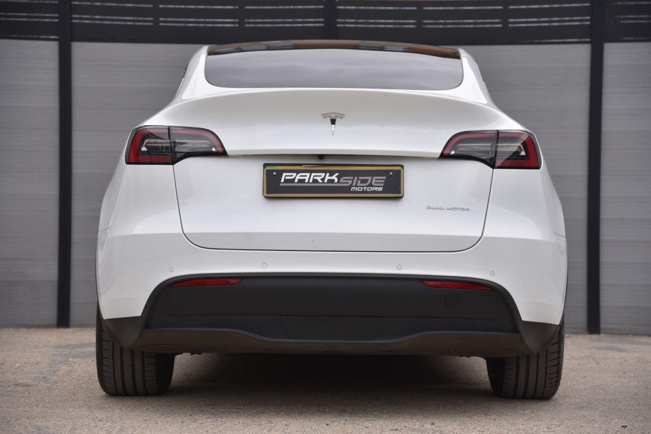 Tesla Model Y view 9