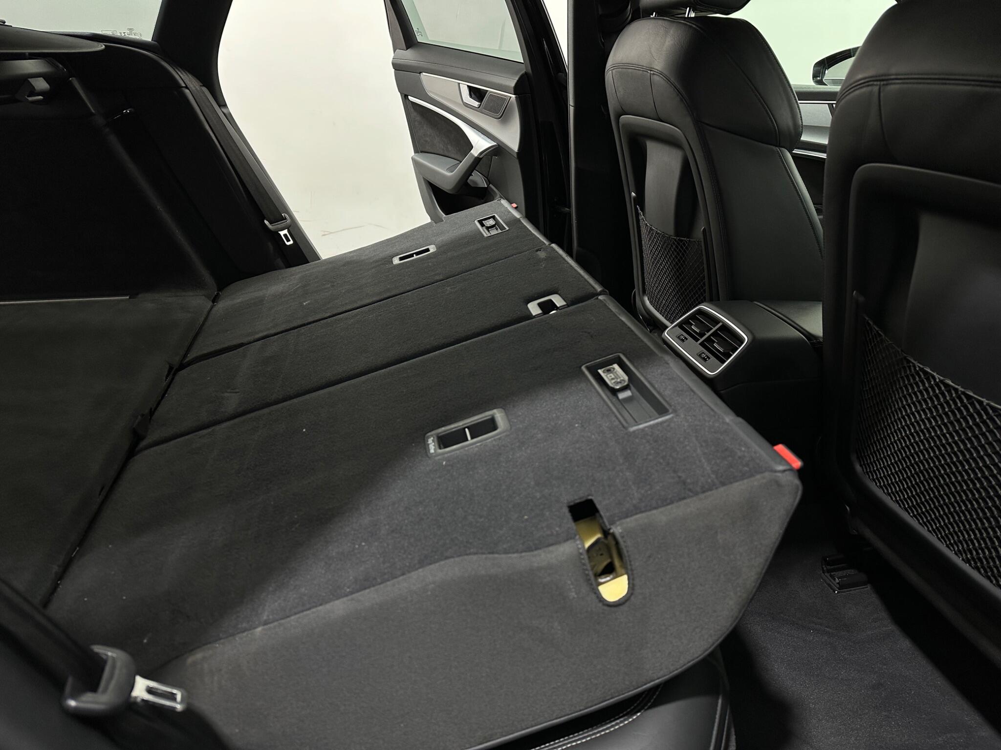 Audi A6 view 46