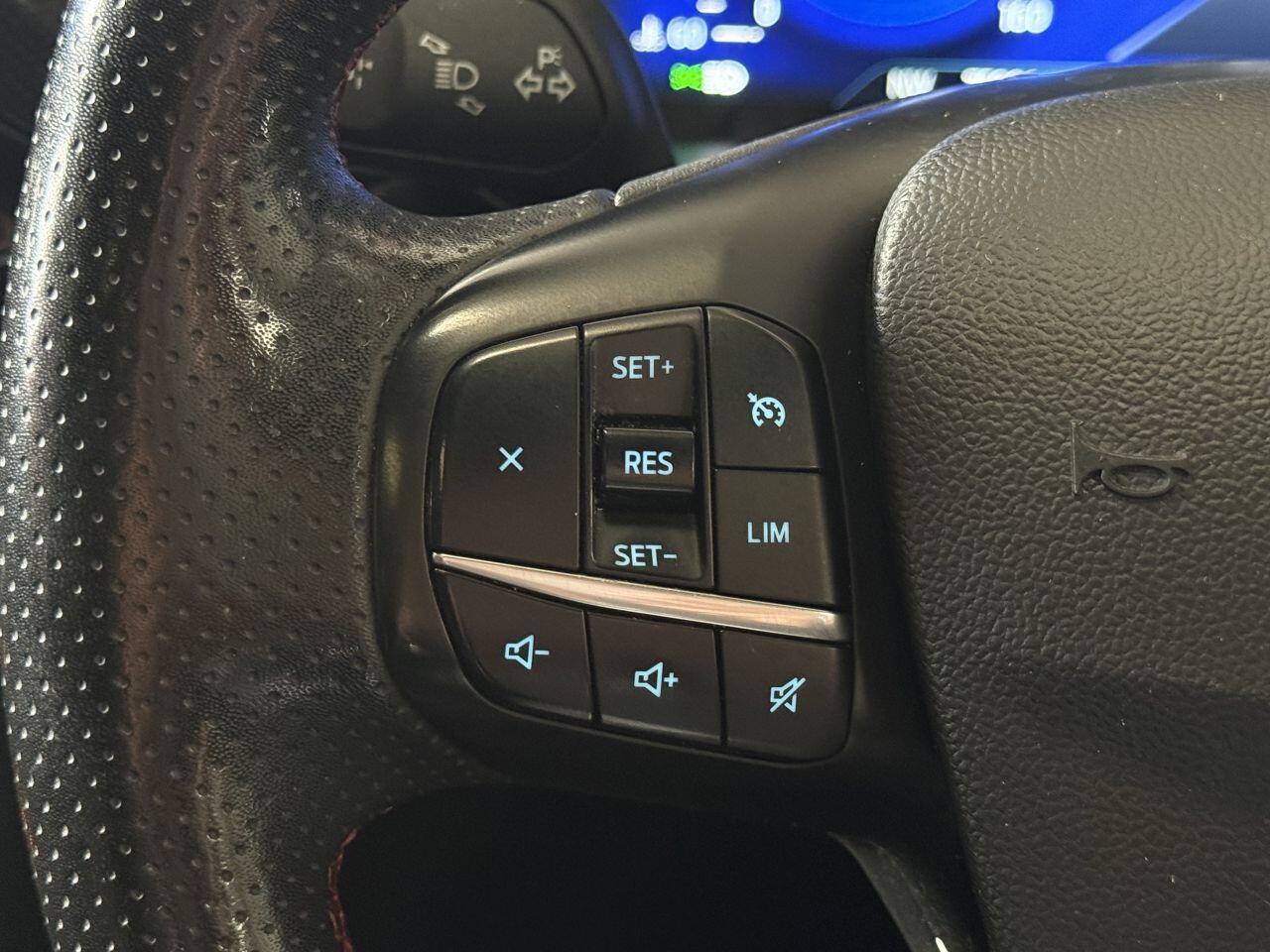 Ford Kuga view 38