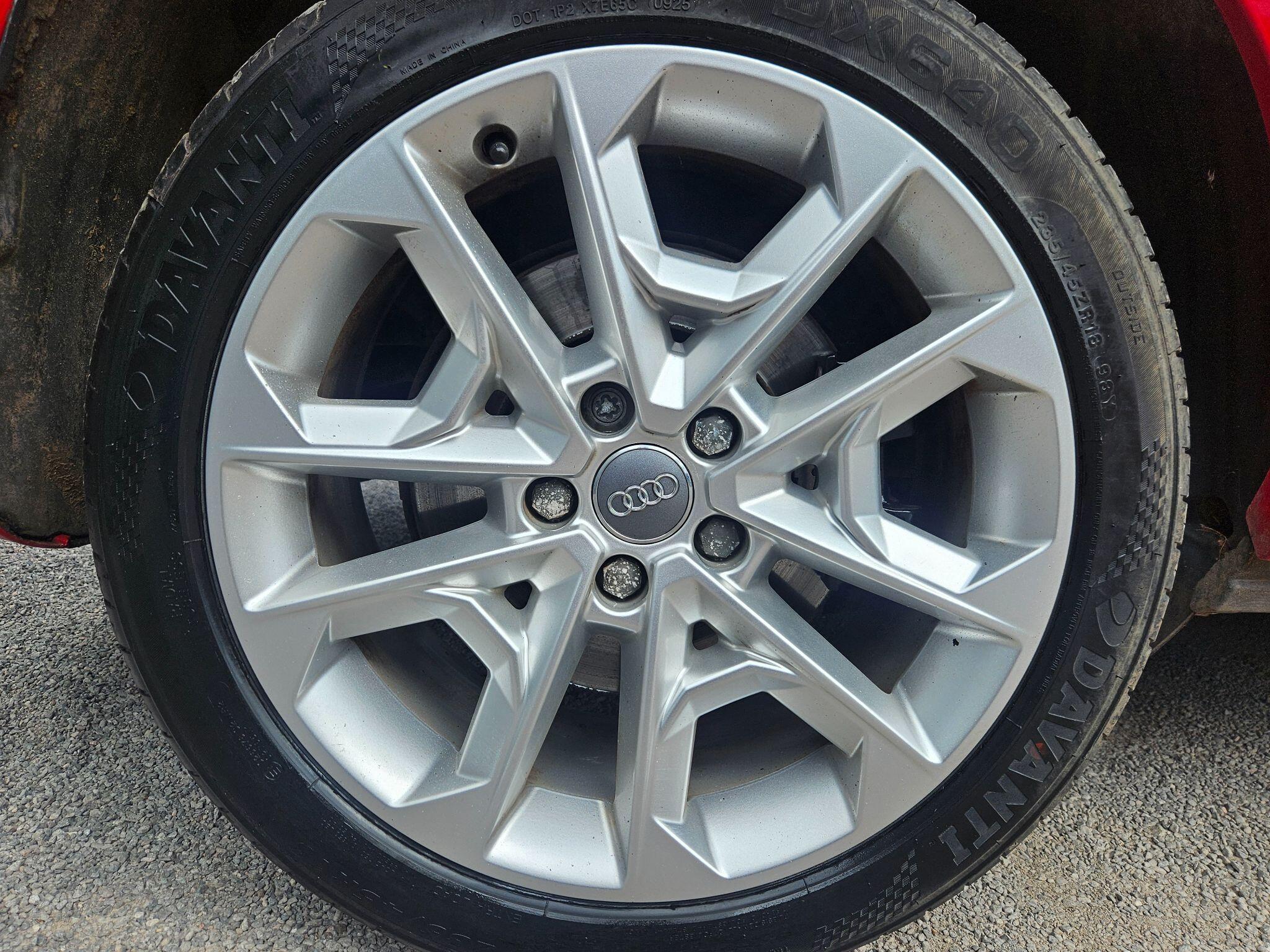 2019 Audi SQ2 image 62