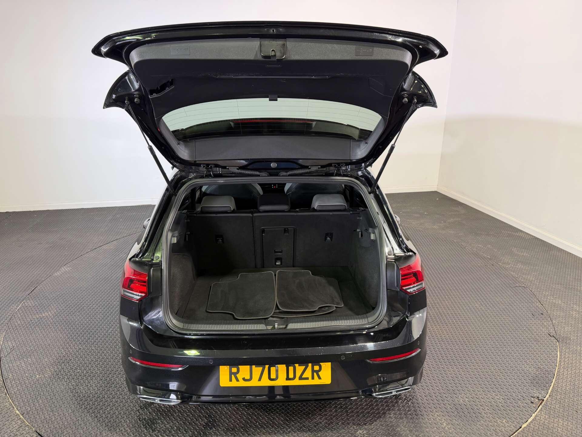 Volkswagen Golf view 9