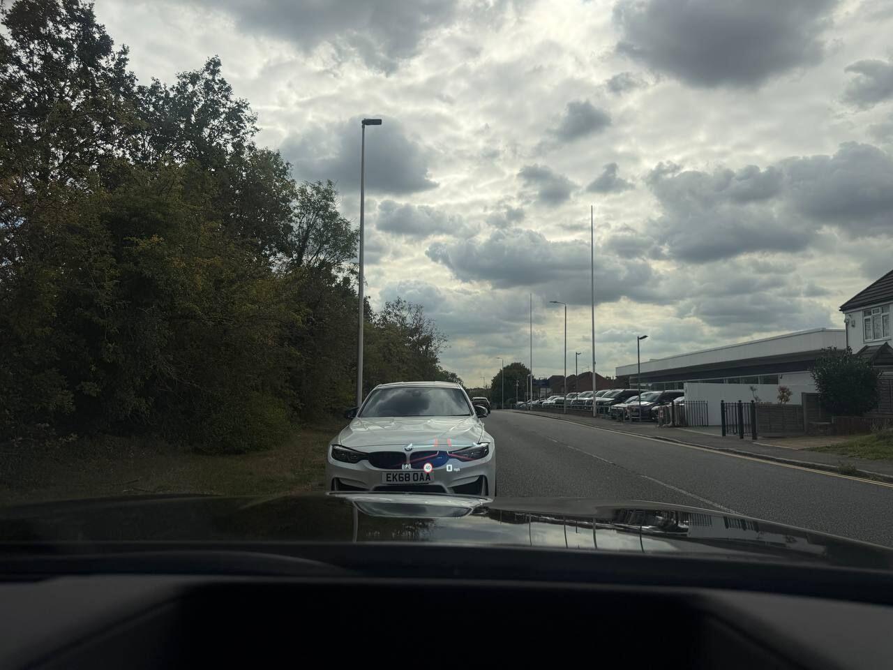 BMW 7 Series view 70