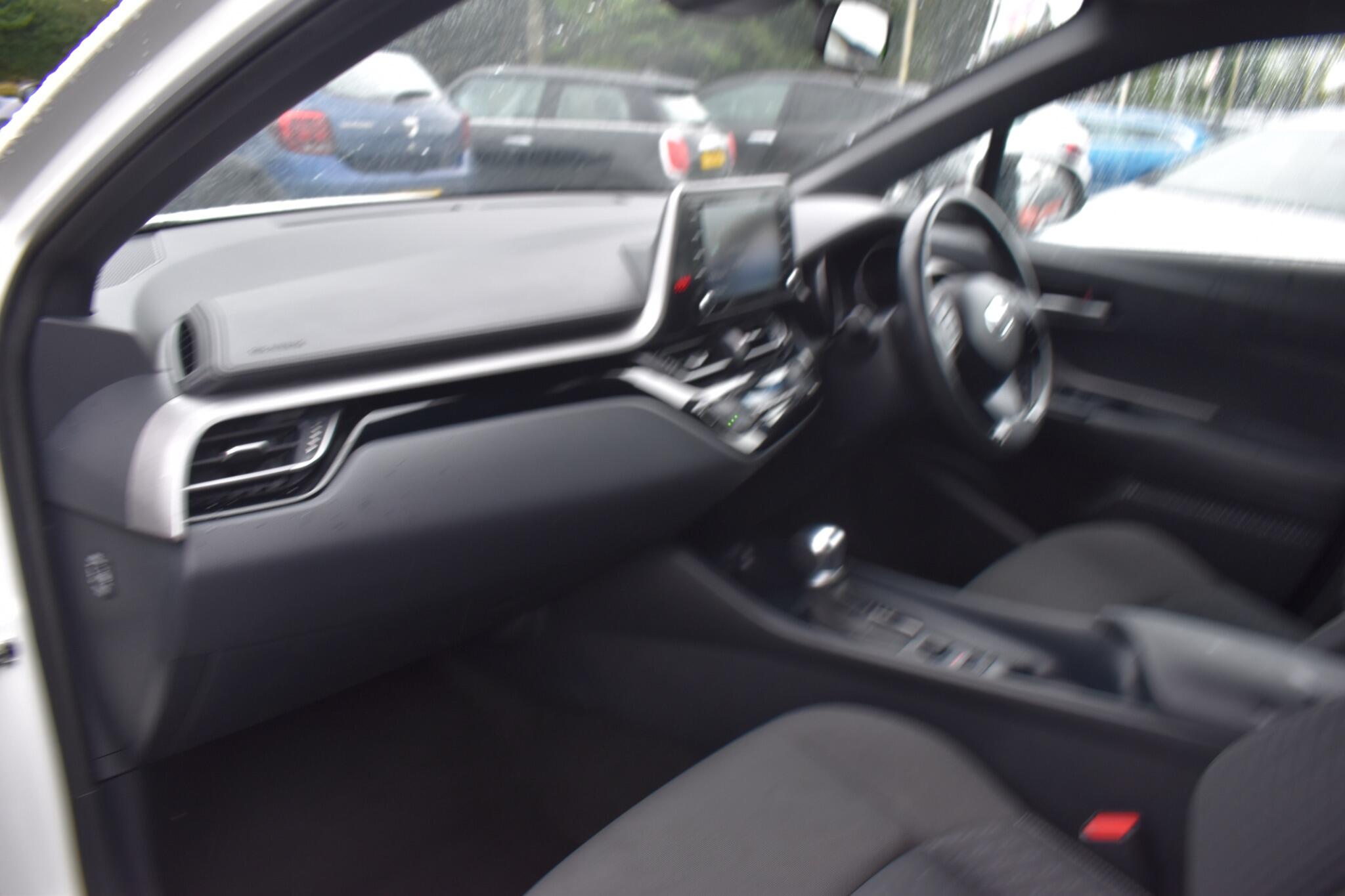 C-HR - 1.8 VVT-h Icon CVT Euro 6 (s/s) 5dr - Image 19