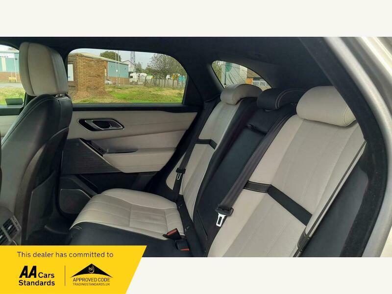 2019 Land Rover Range Rover Velar 2.0 D240 R-Dynamic HSE Auto 4WD Euro 6 (s/s) 5dr • 55,000 miles image 40