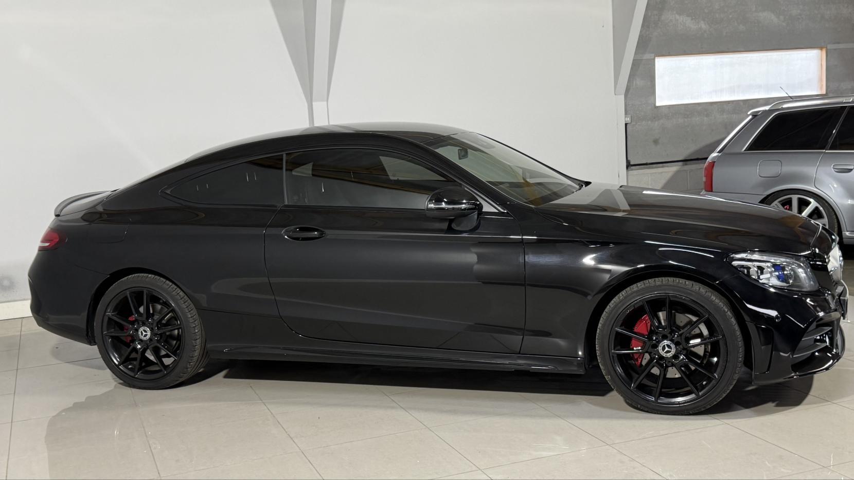 Mercedes-Benz C Class view 5
