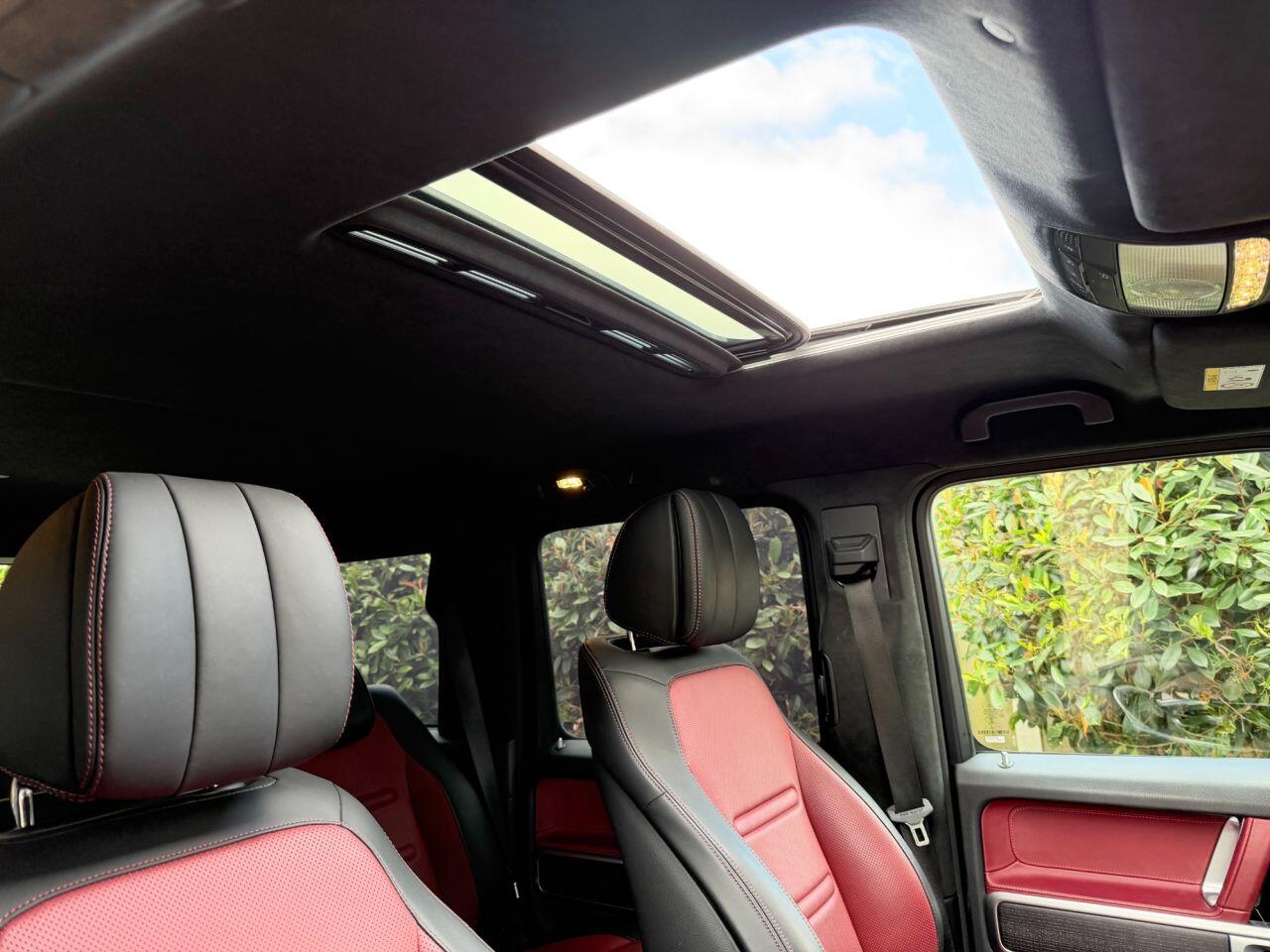 Mercedes-Benz G-Class view 43