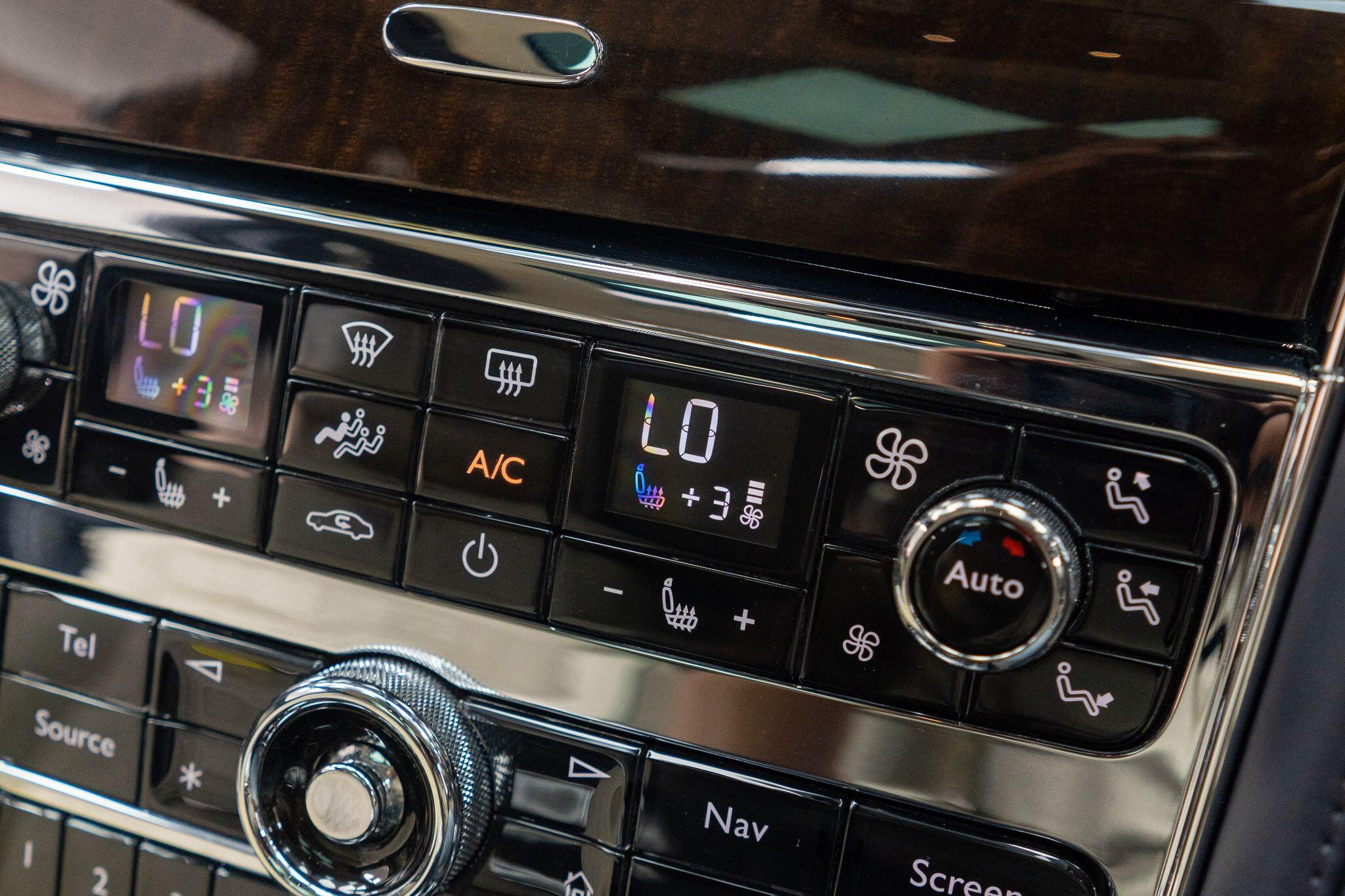 Bentley Mulsanne view 43