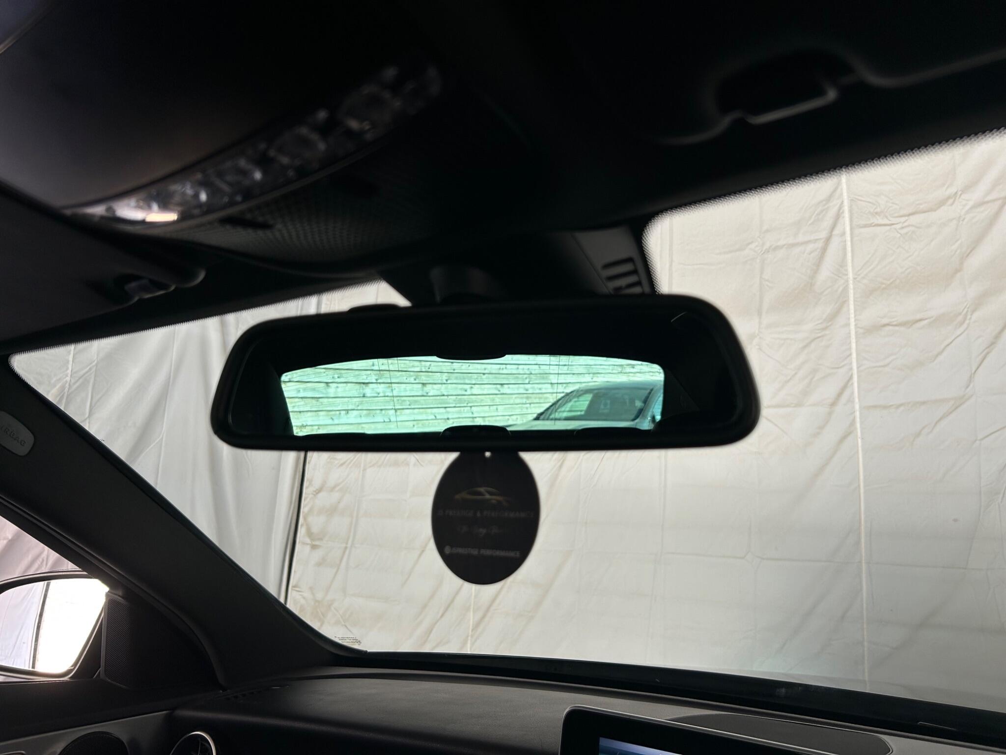 Mercedes-Benz C-Class view 54