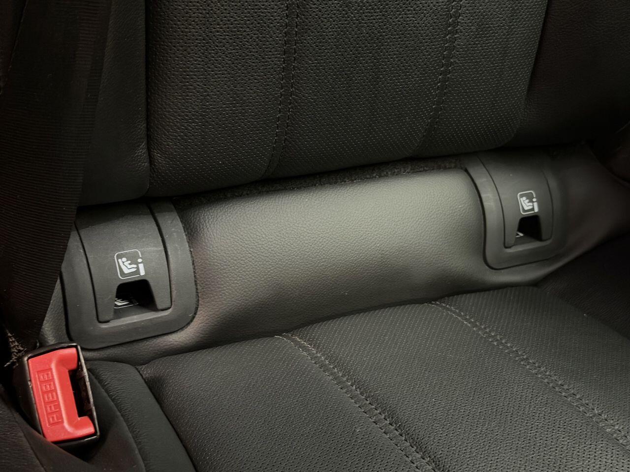 Land Rover Range Rover Evoque view 39