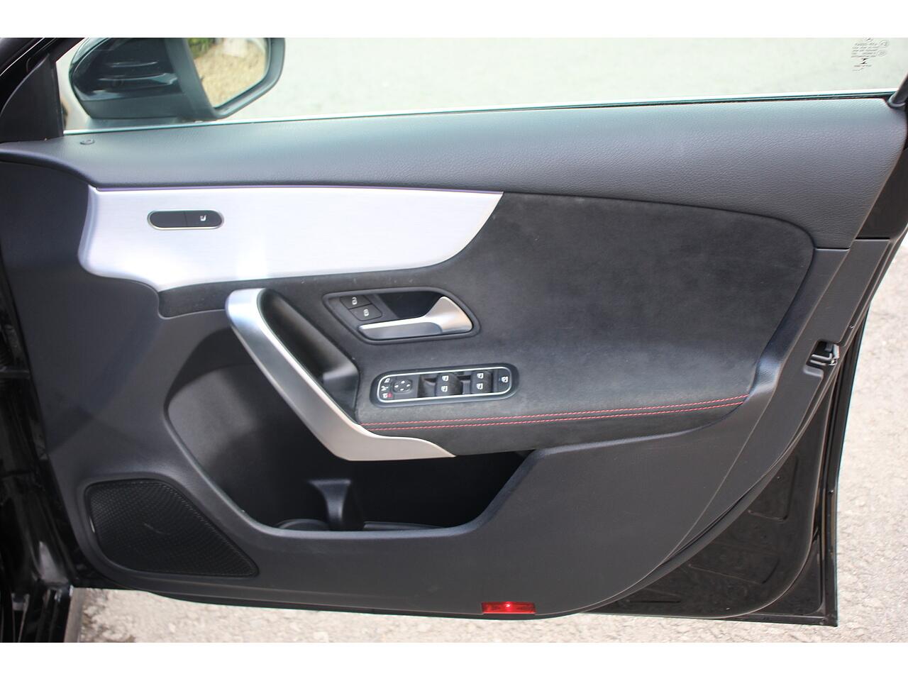Mercedes-Benz A Class view 31