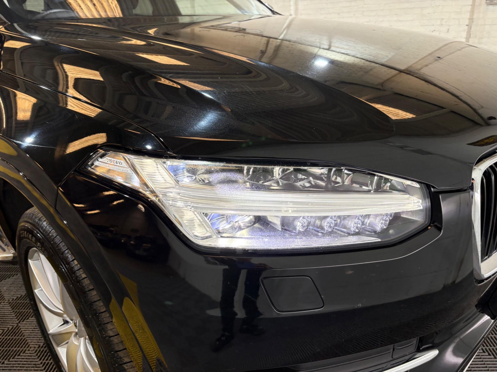 Volvo XC90 view 62