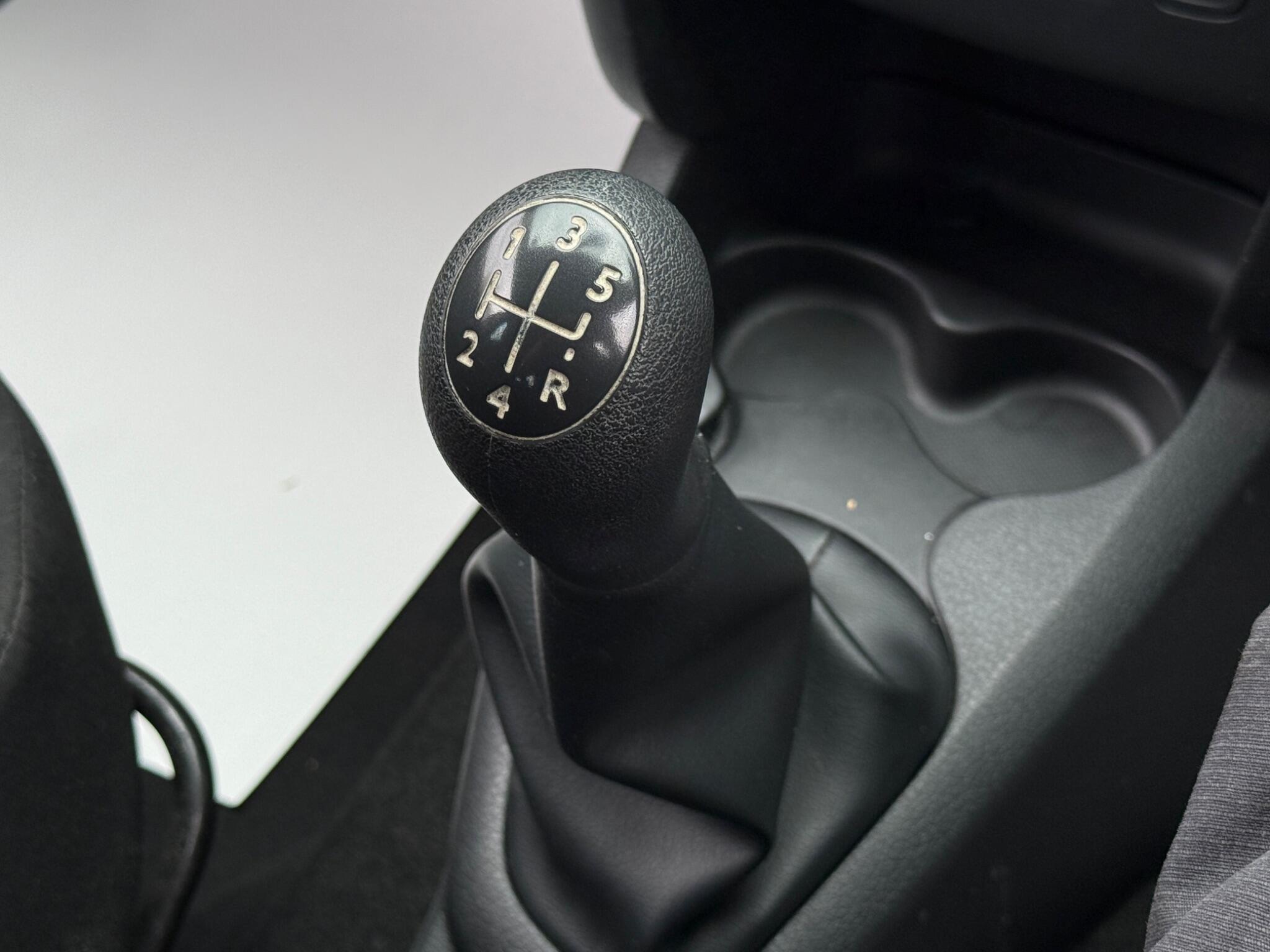 Dacia Sandero - Image 64