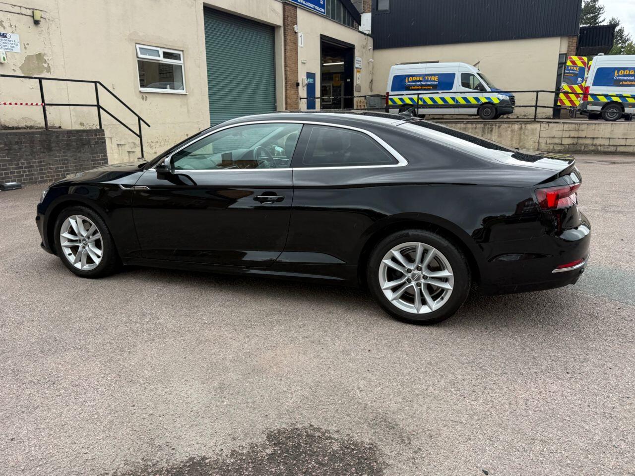 Audi A5 view 45