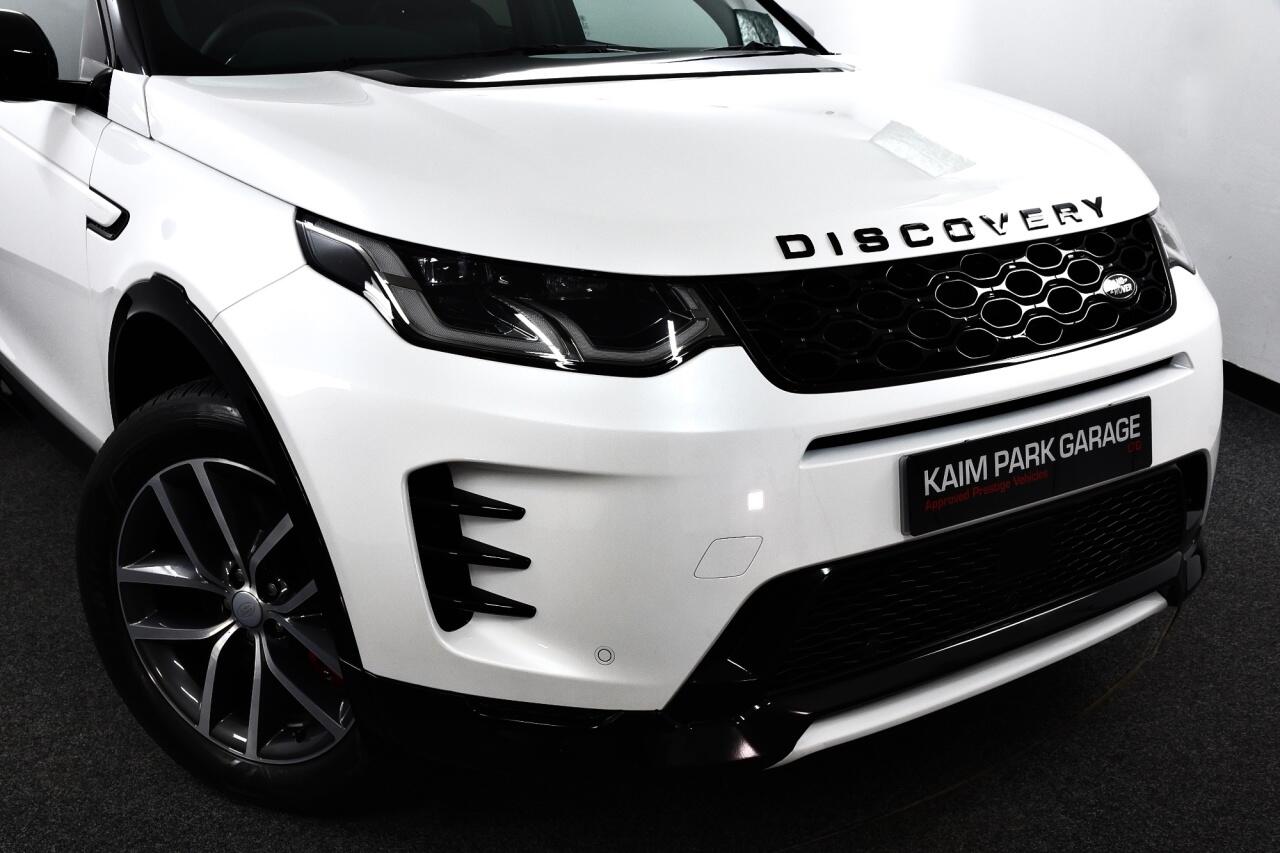 Land Rover Discovery Sport view 11