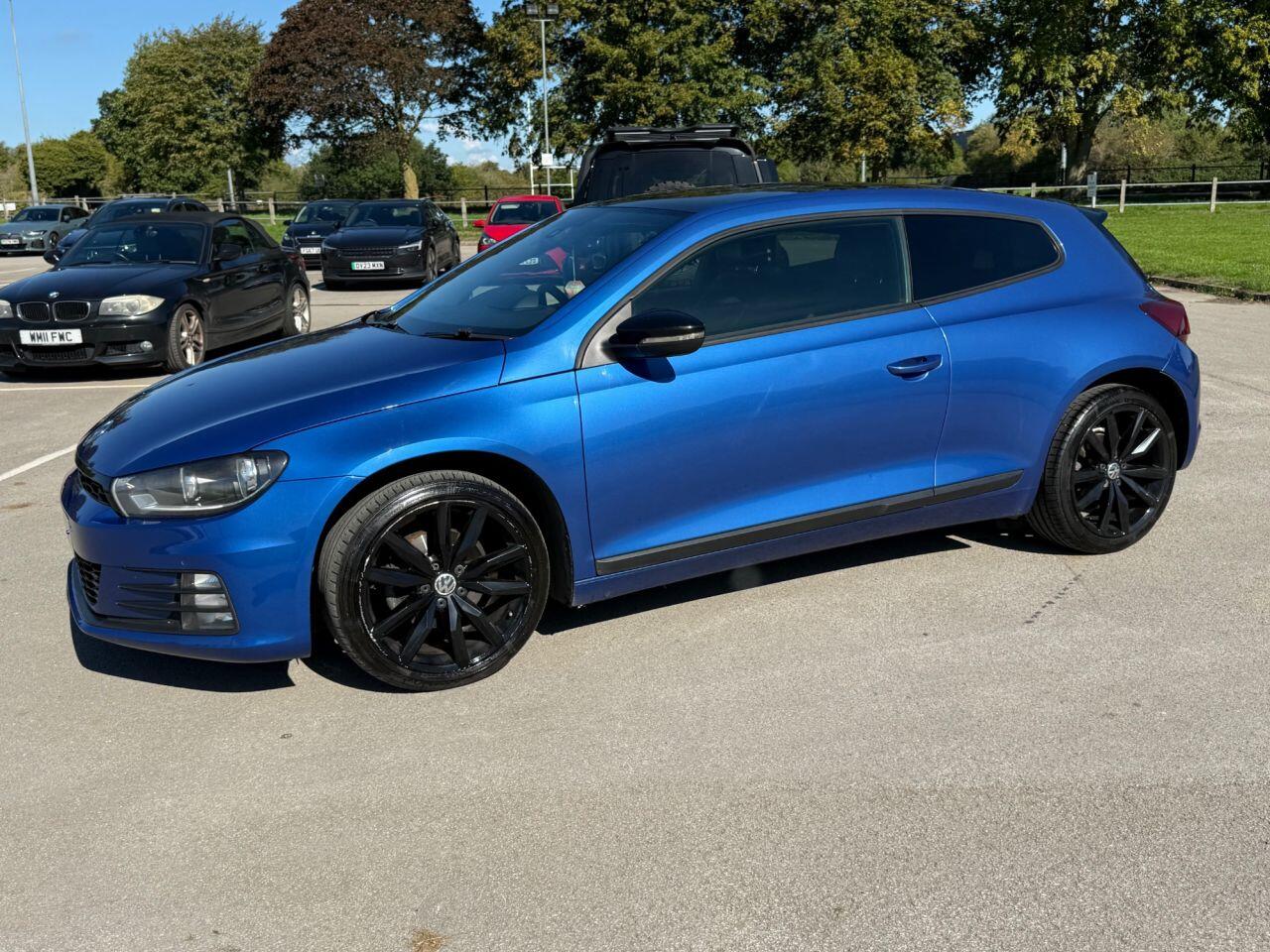 Volkswagen Scirocco view 7