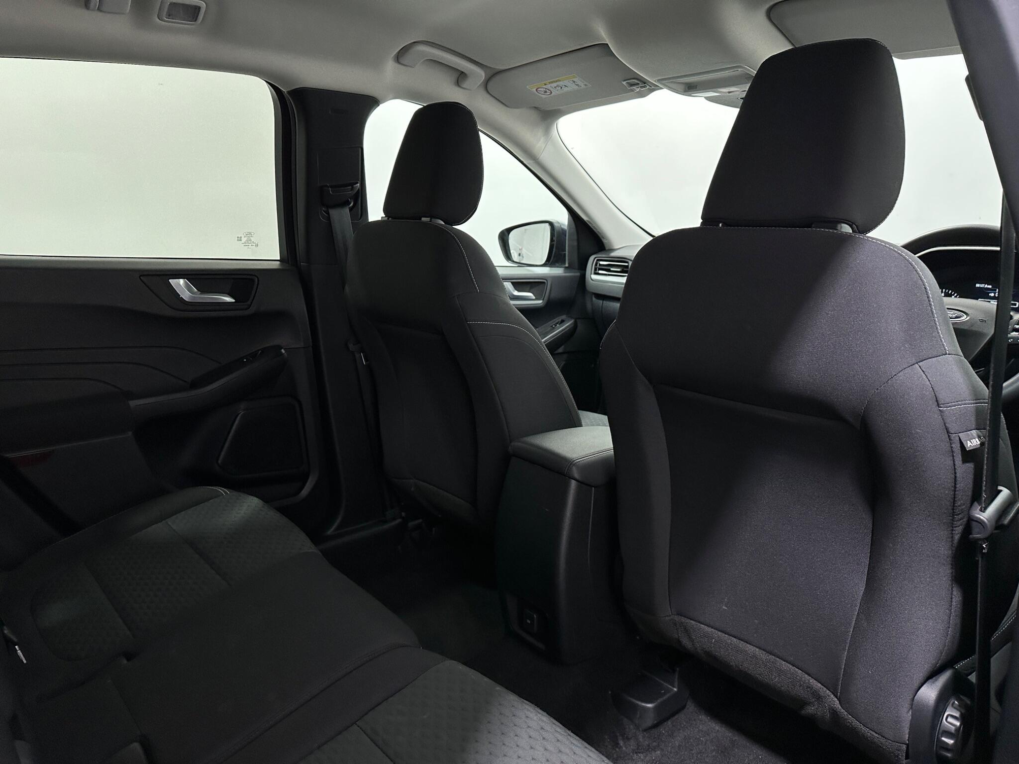 Ford Kuga view 40