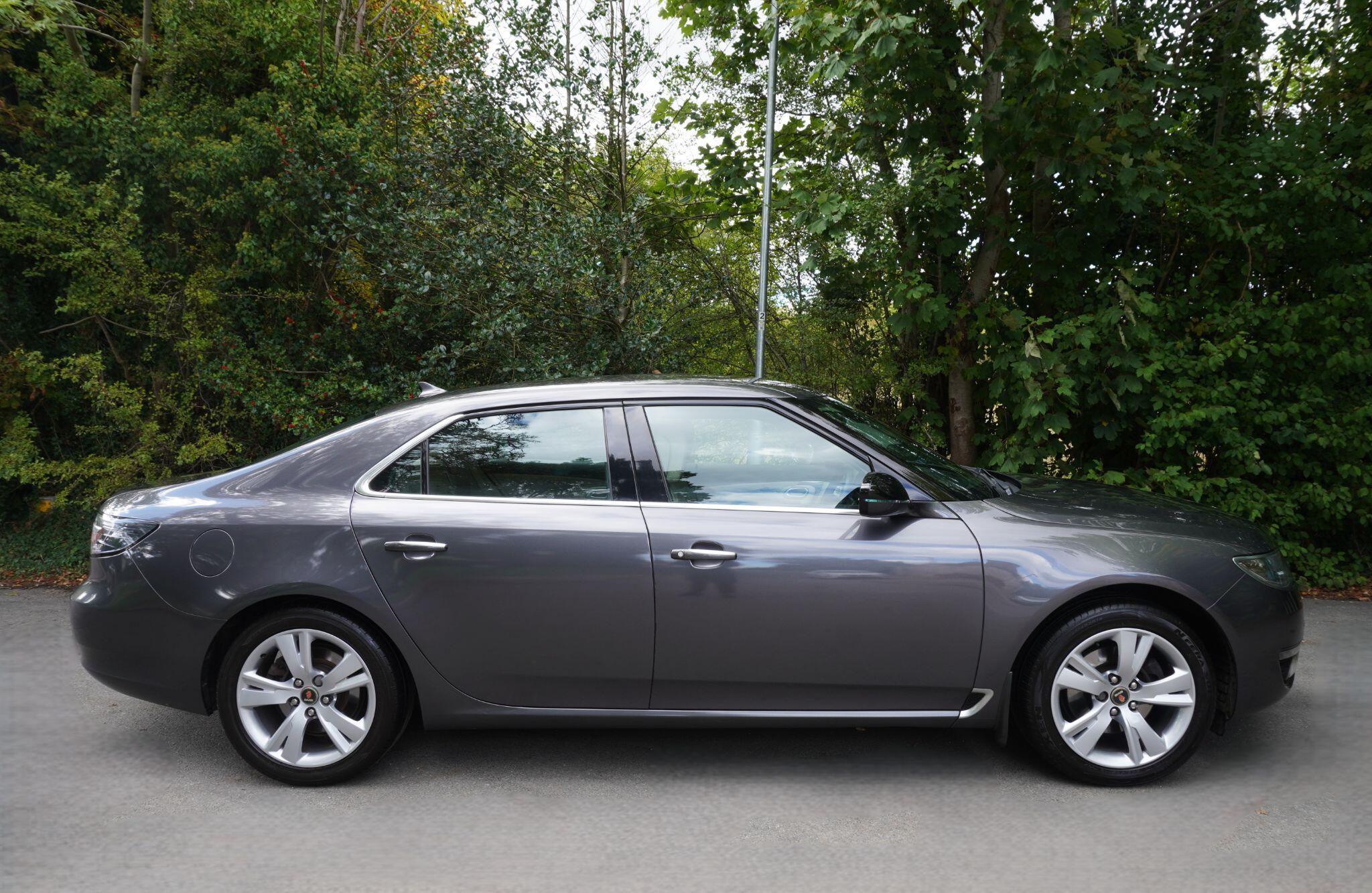 Saab 9-5 view 10